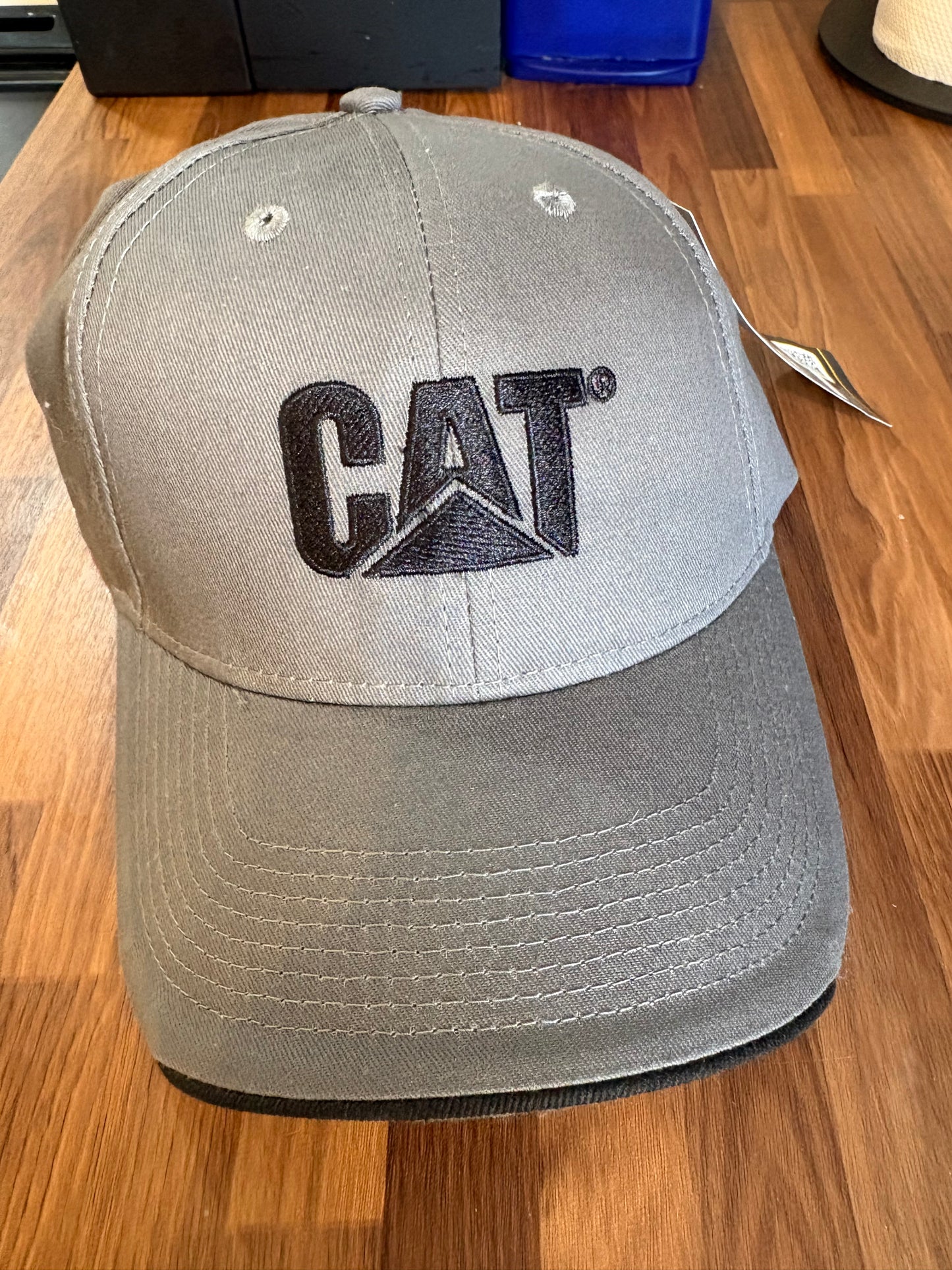 Casquette CAT Neuve avec étiquette (cmb)