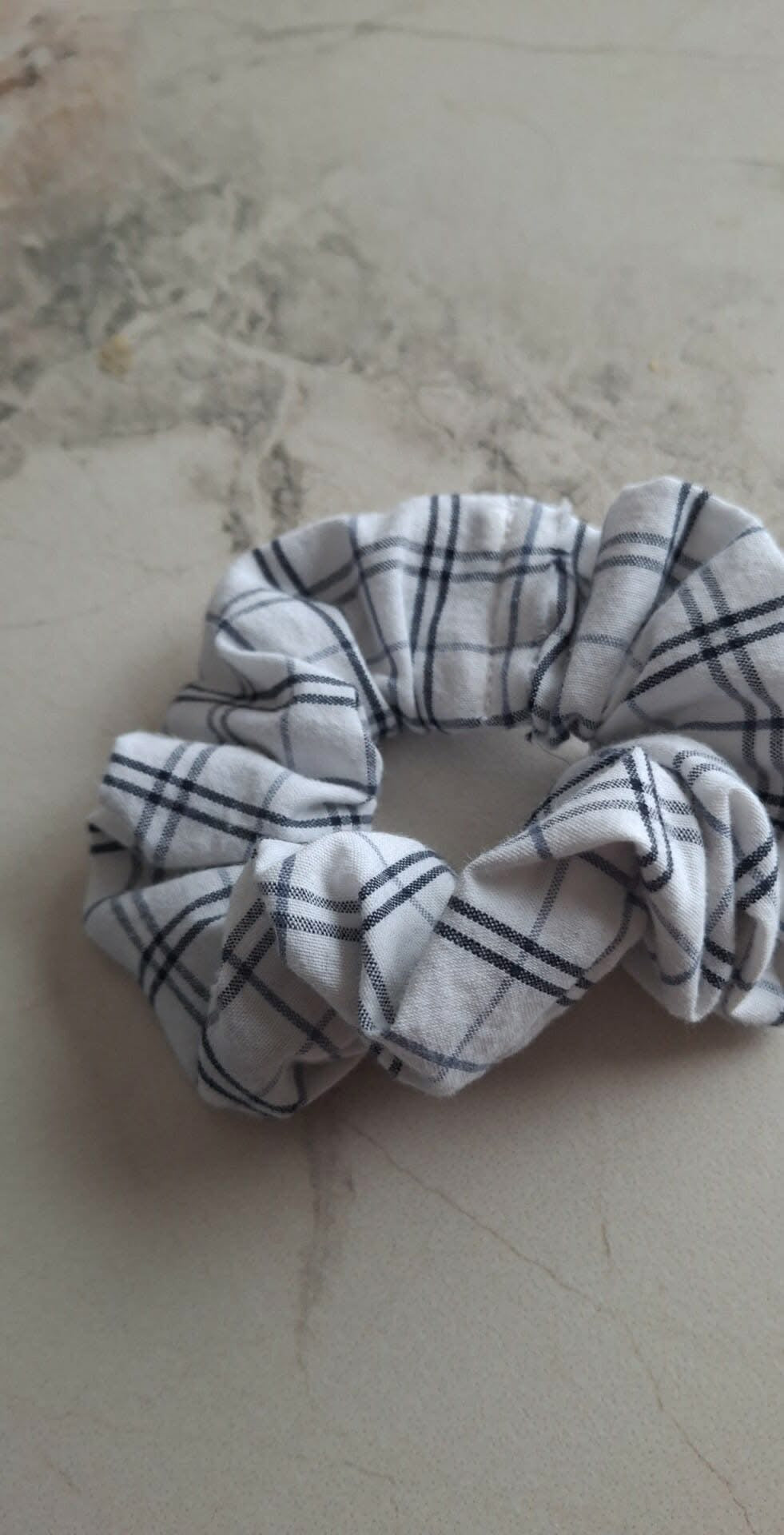 Chouchou à carreaux