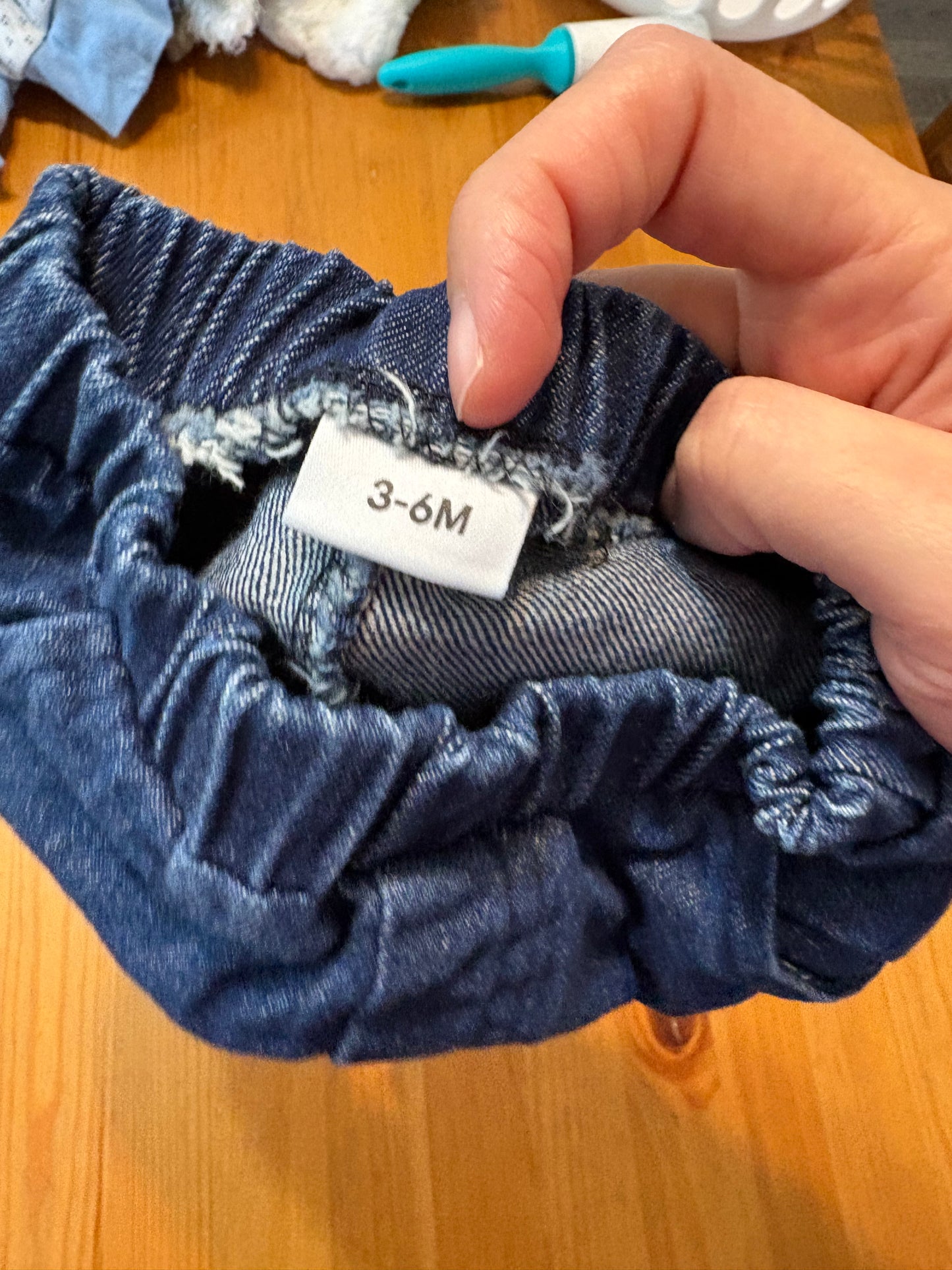 jeans 3-6 mois état neuf