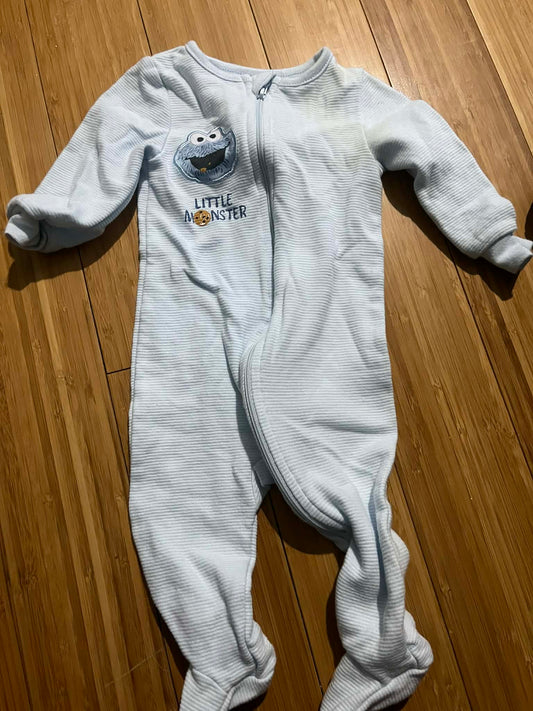 Pyjama sesame streat 3-6 mois *