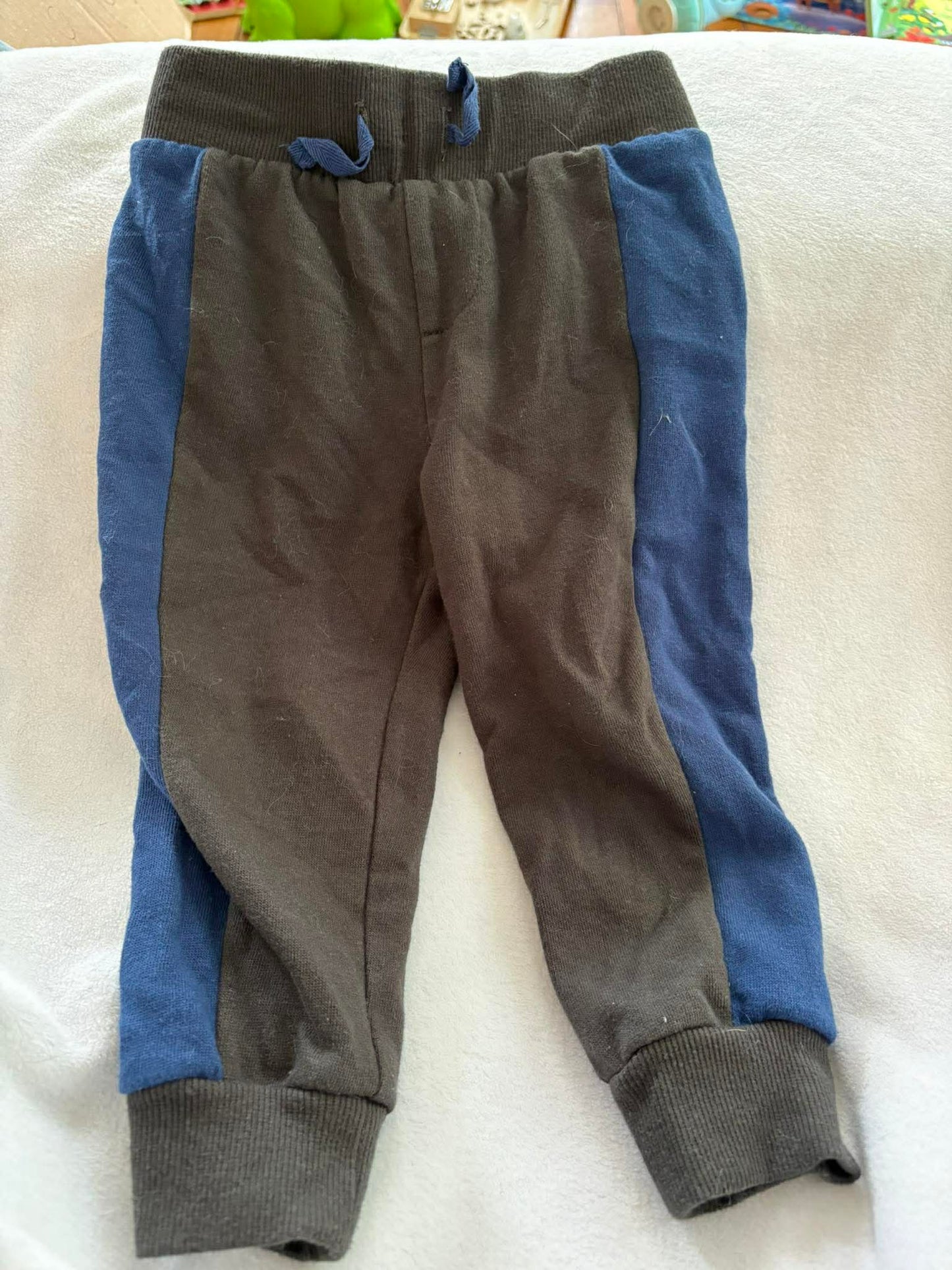 Pantalon mickey 18 mois