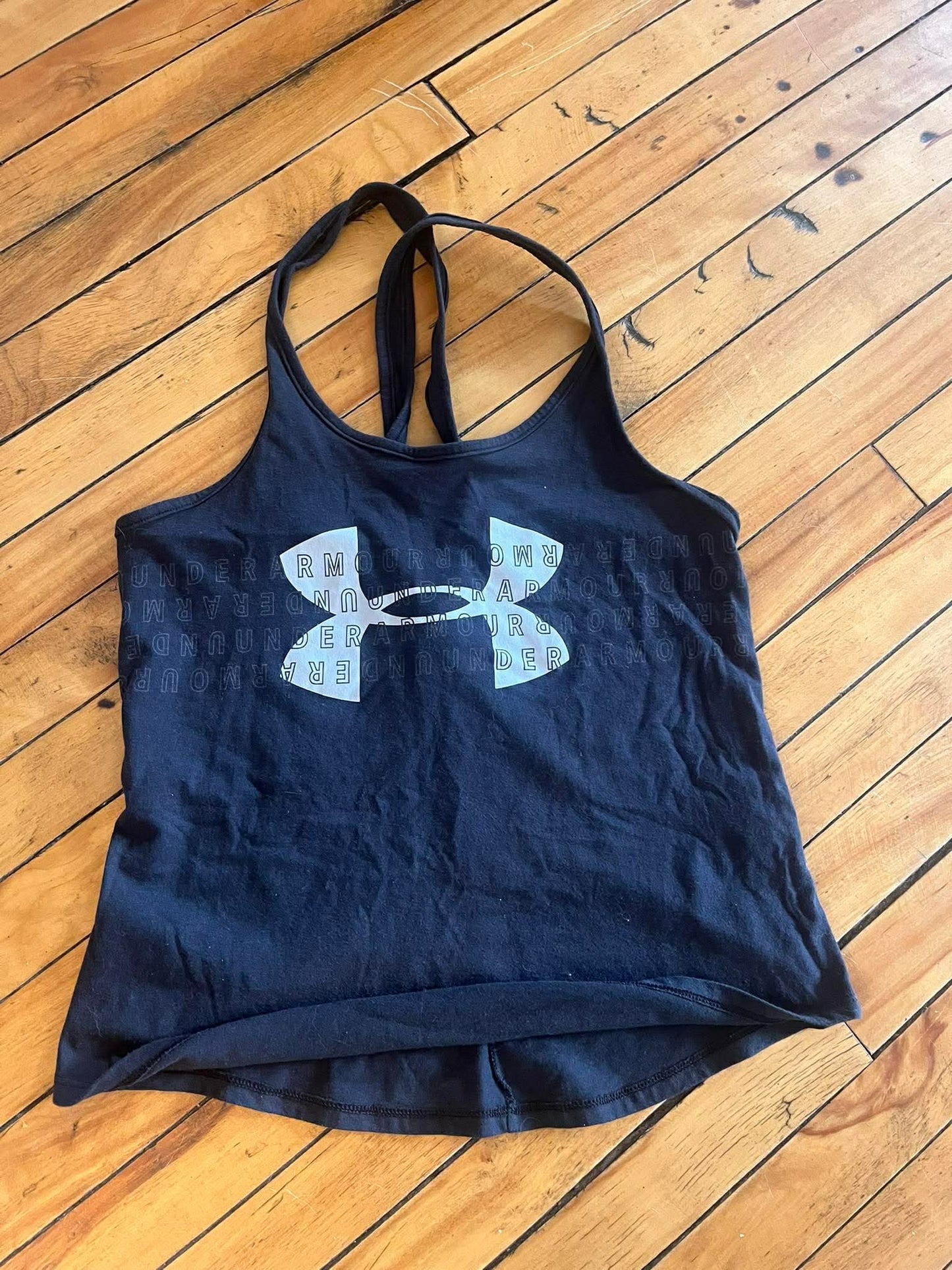 Ensemble 3 camisole Under armour small(cmb)
