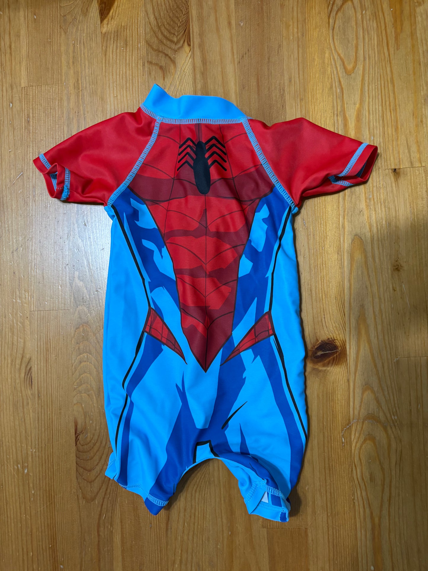 Costume de bain Spider man 0-3 mois état neuf