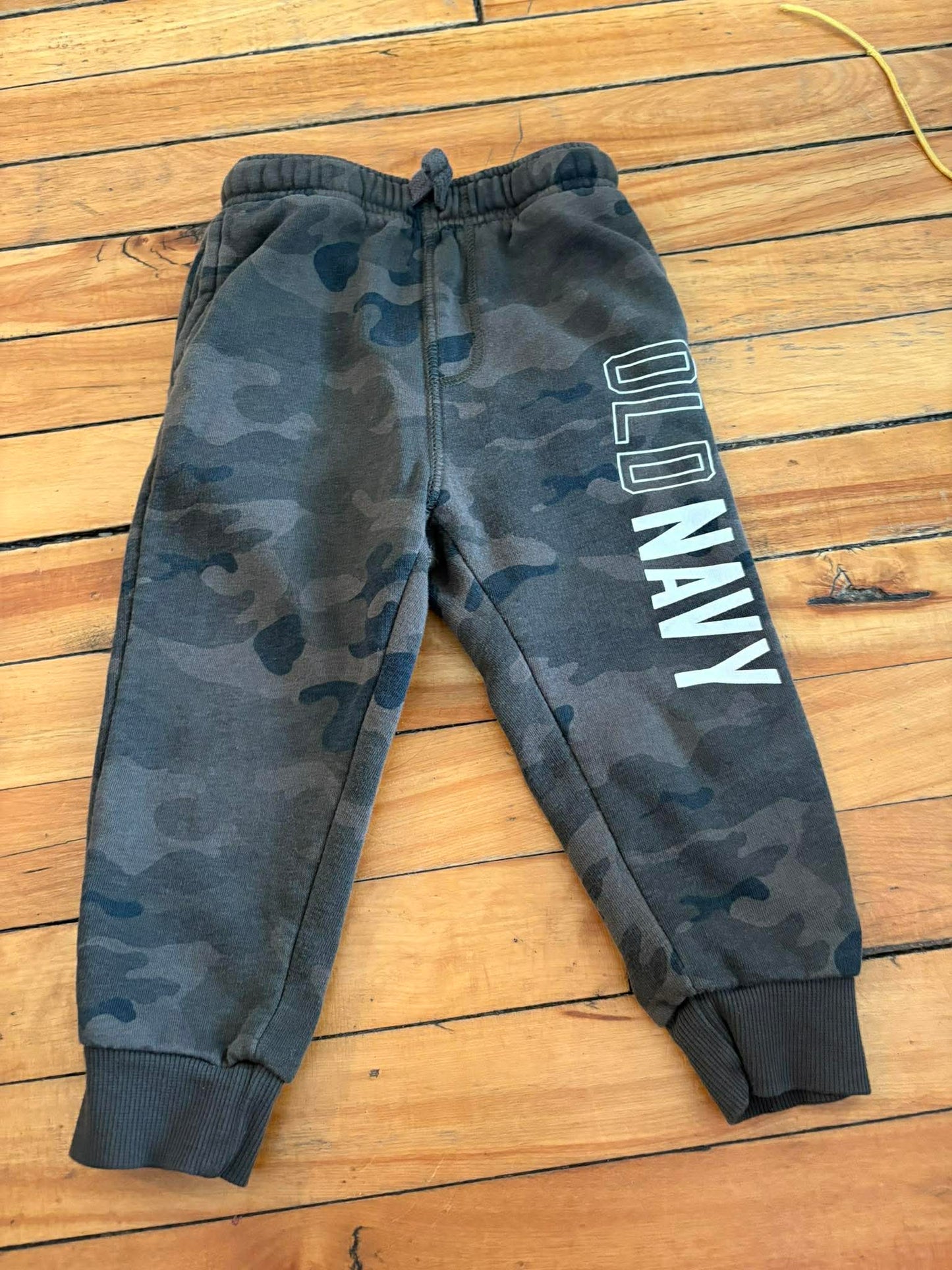 Jogging old navy 18-24 mois