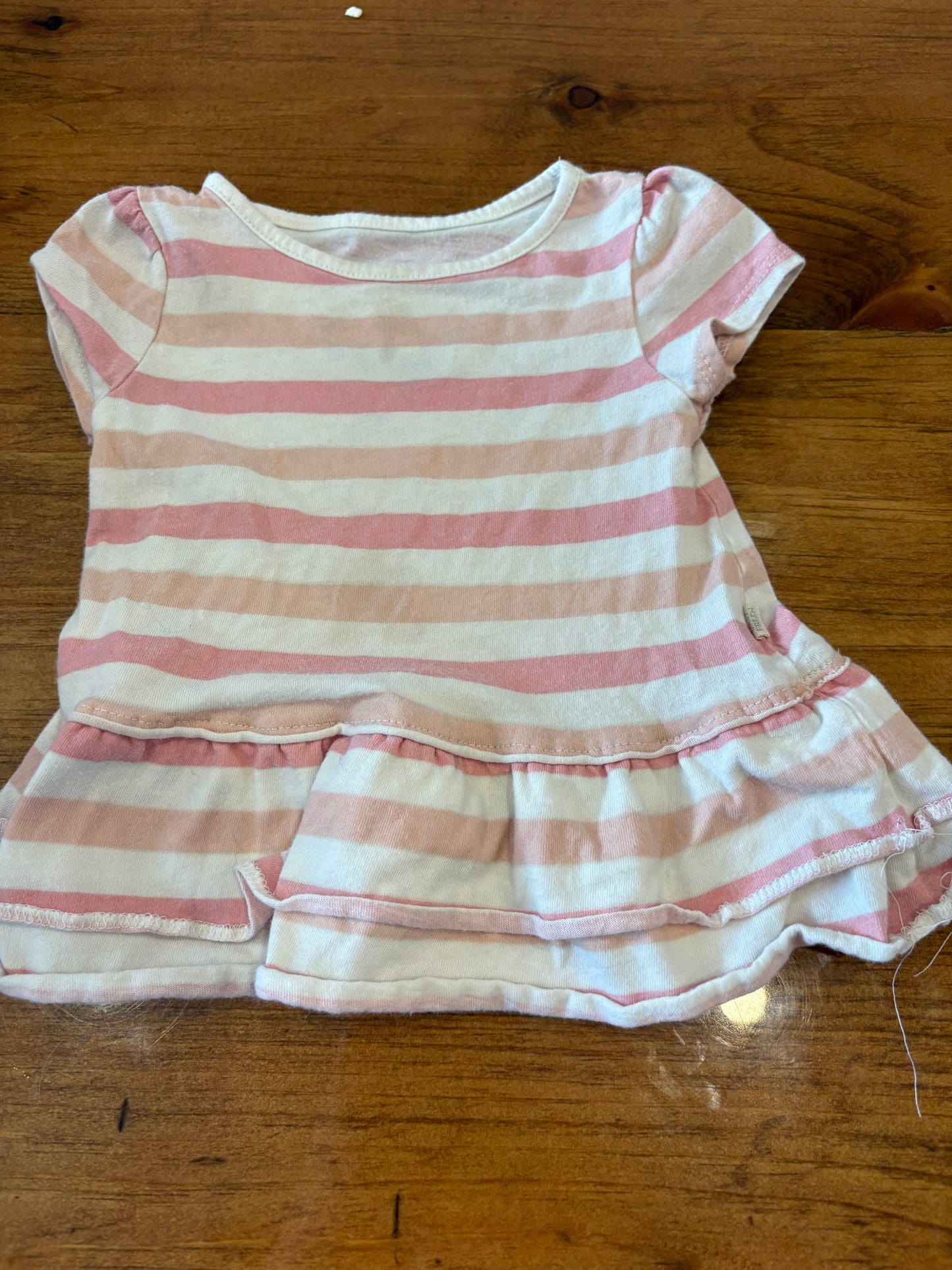Chandail / robe 9-12 mois (cmb)