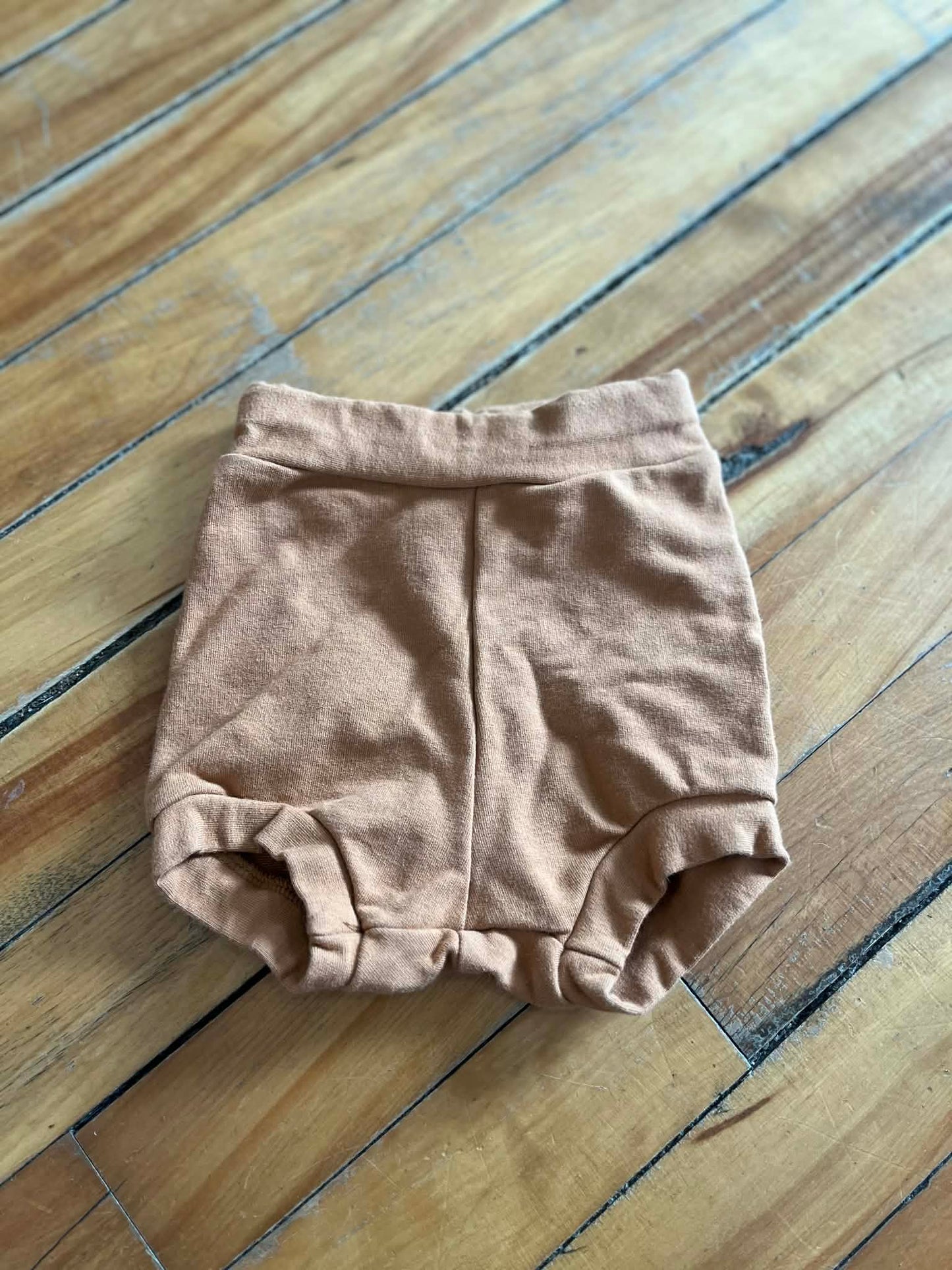 Short marque internet 0-3 mois