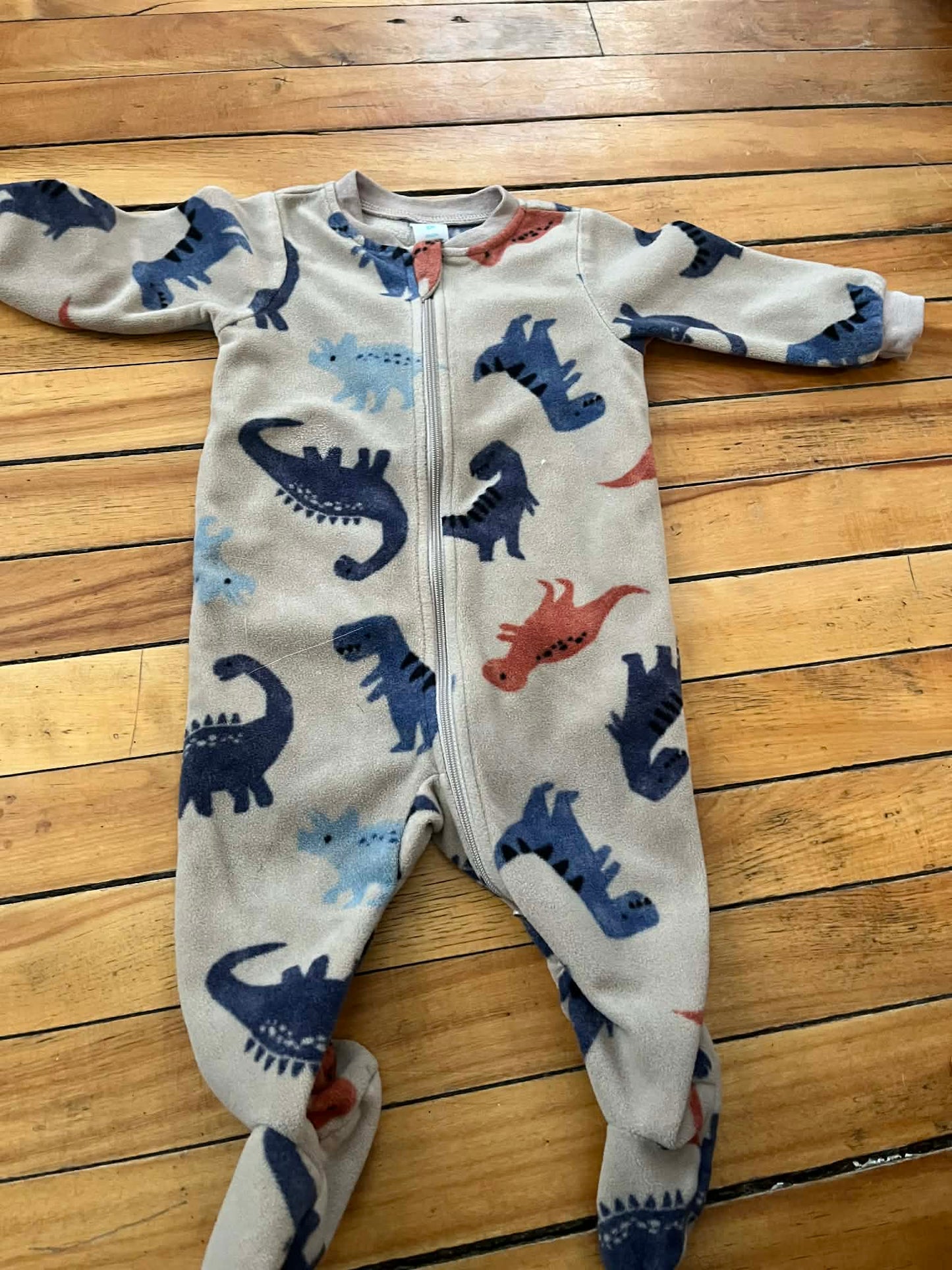 pyjama pekkle 6-9 mois Consignationmb