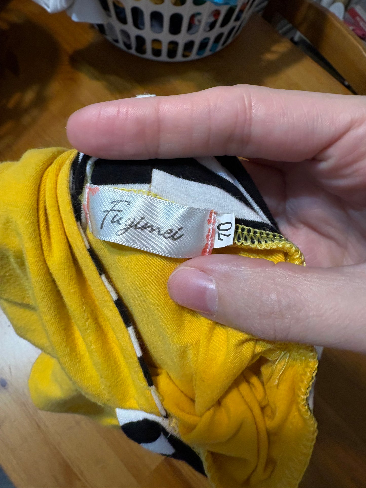 Gilet (internet) 6-12 mois environ bel qualité 😍