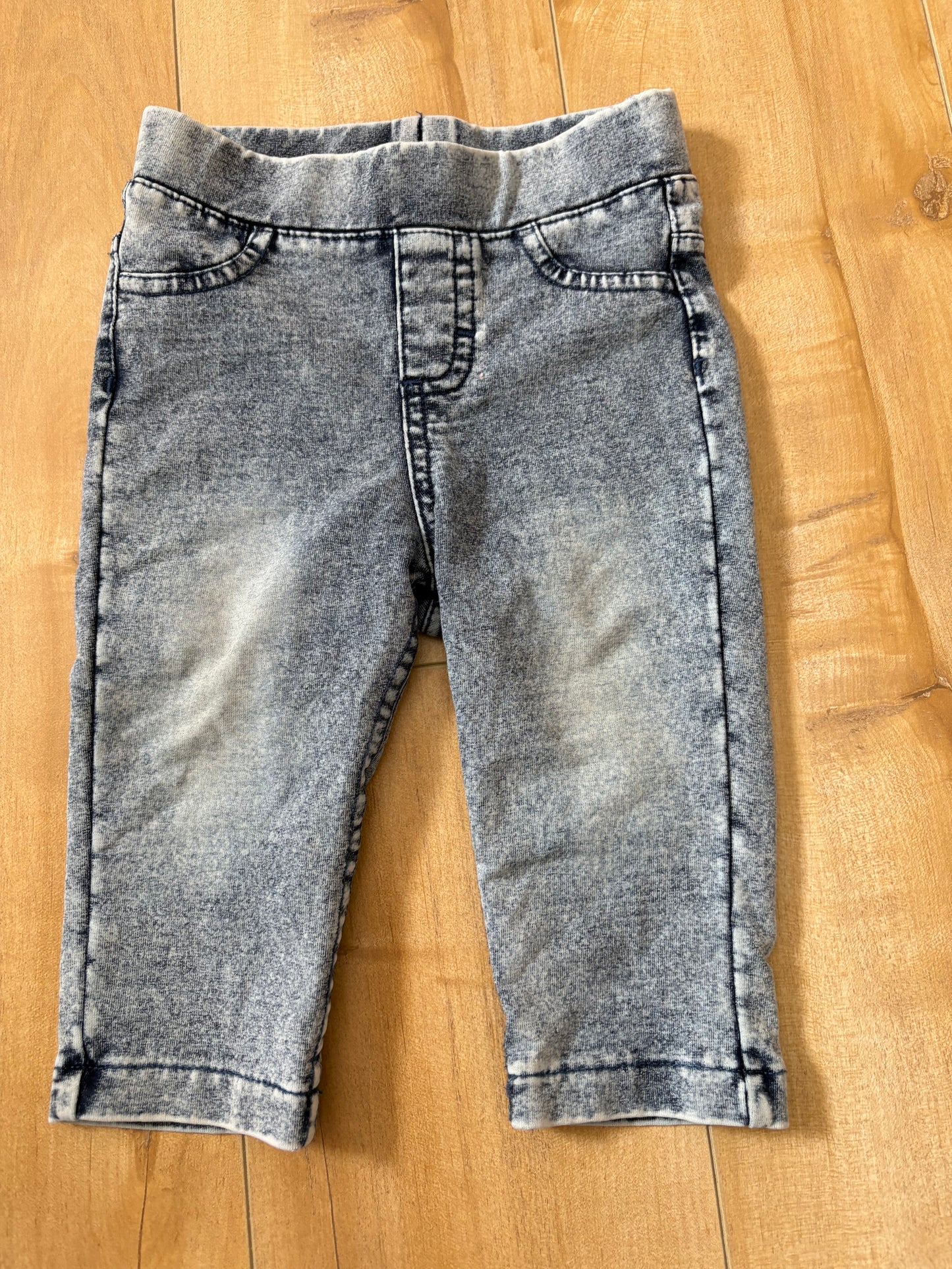 Pantalon h&m 4-6 mois (consignationML)
