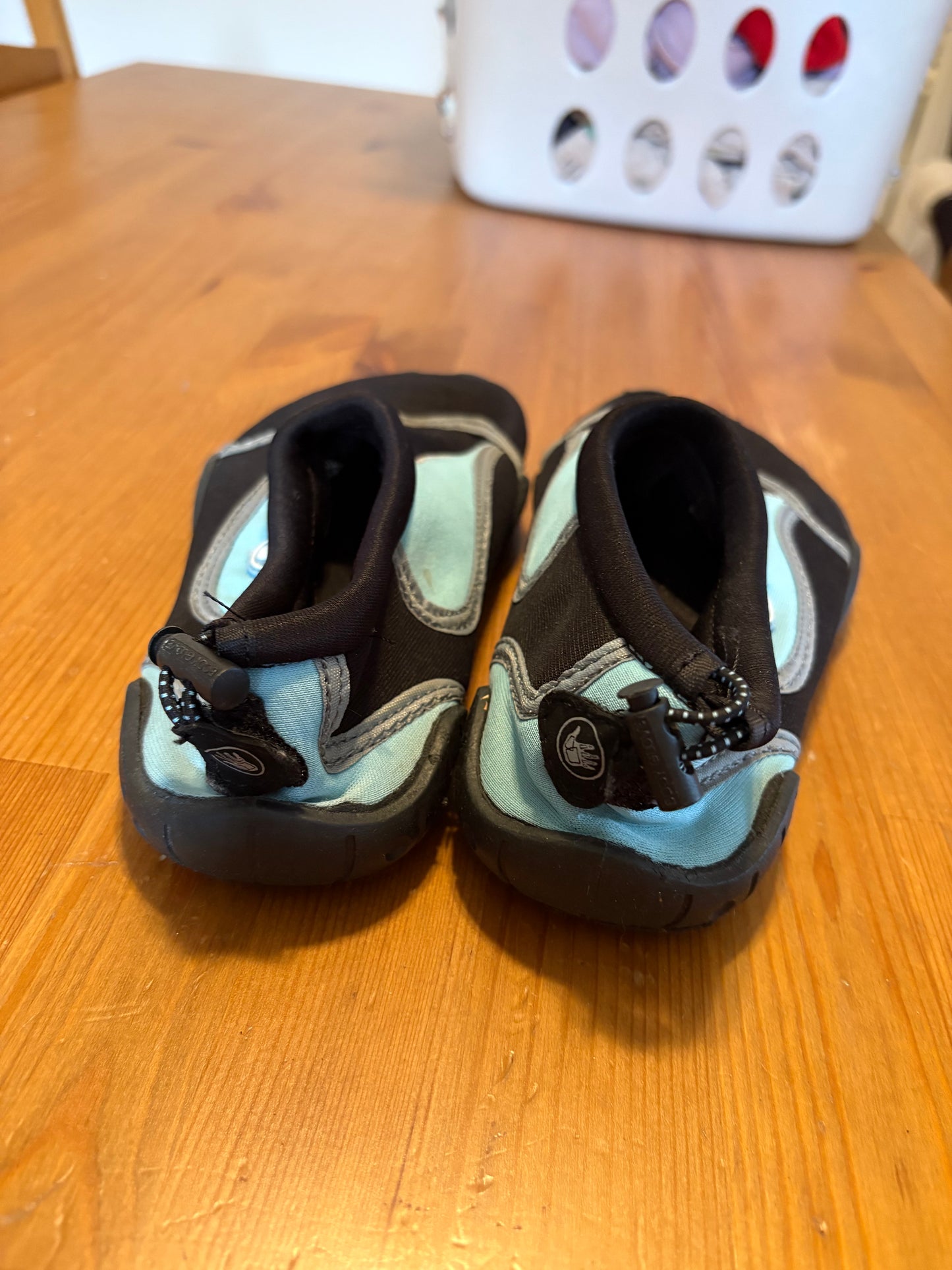 Soulier d’eau adulte taille 6