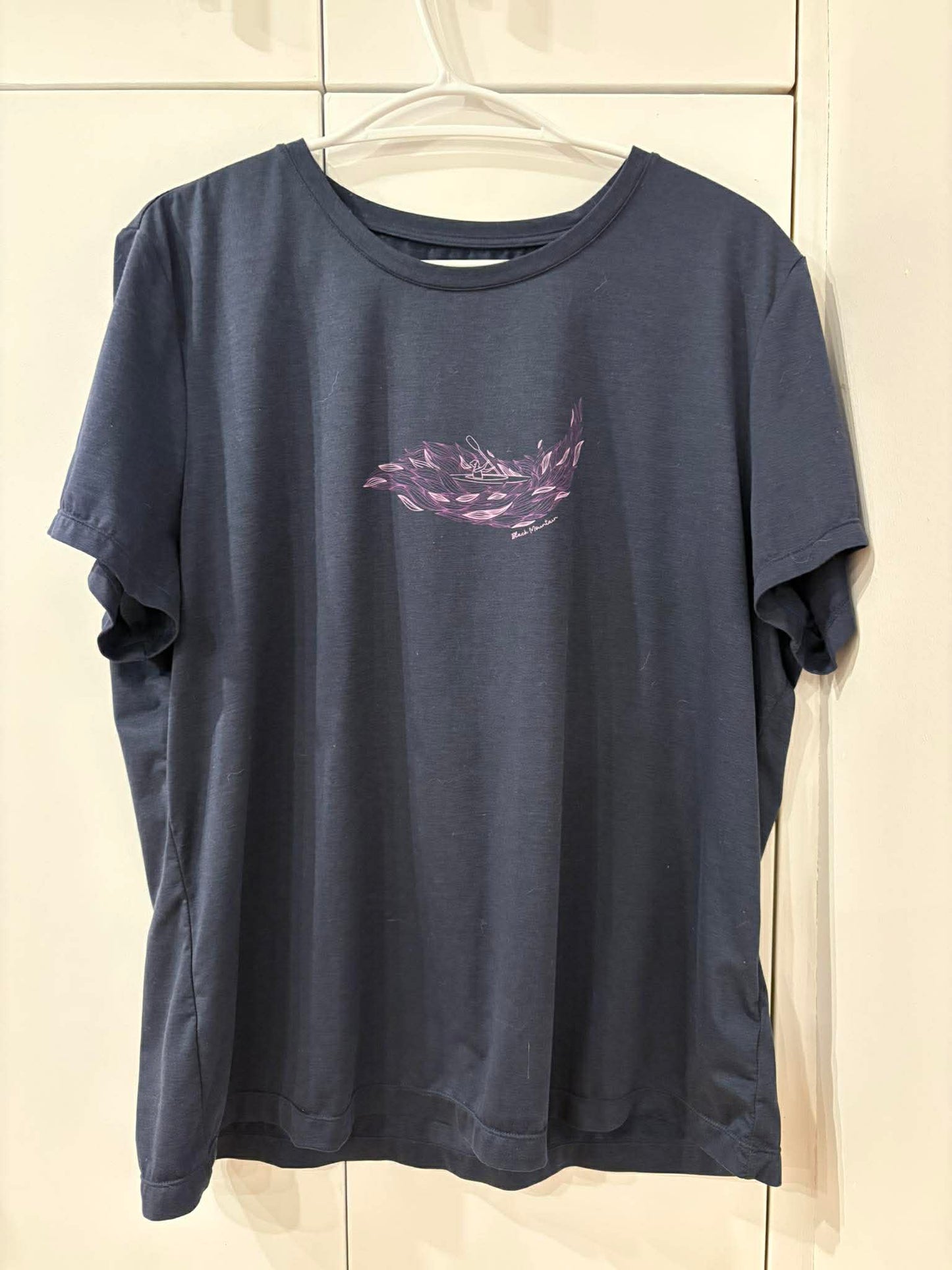 T-shirt black moutain medium large(cmb)