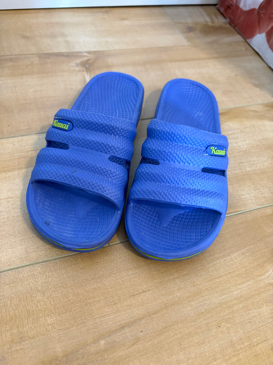 Sandale kawai taille 34 état neuf