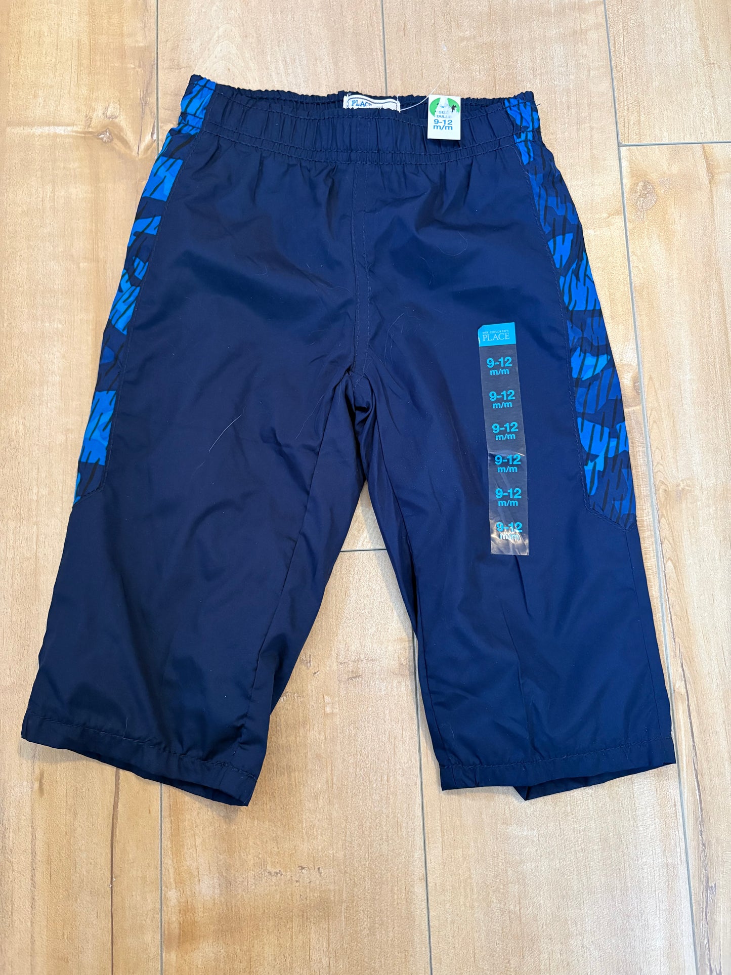 Pantalon printemps 9-12 mois neuf