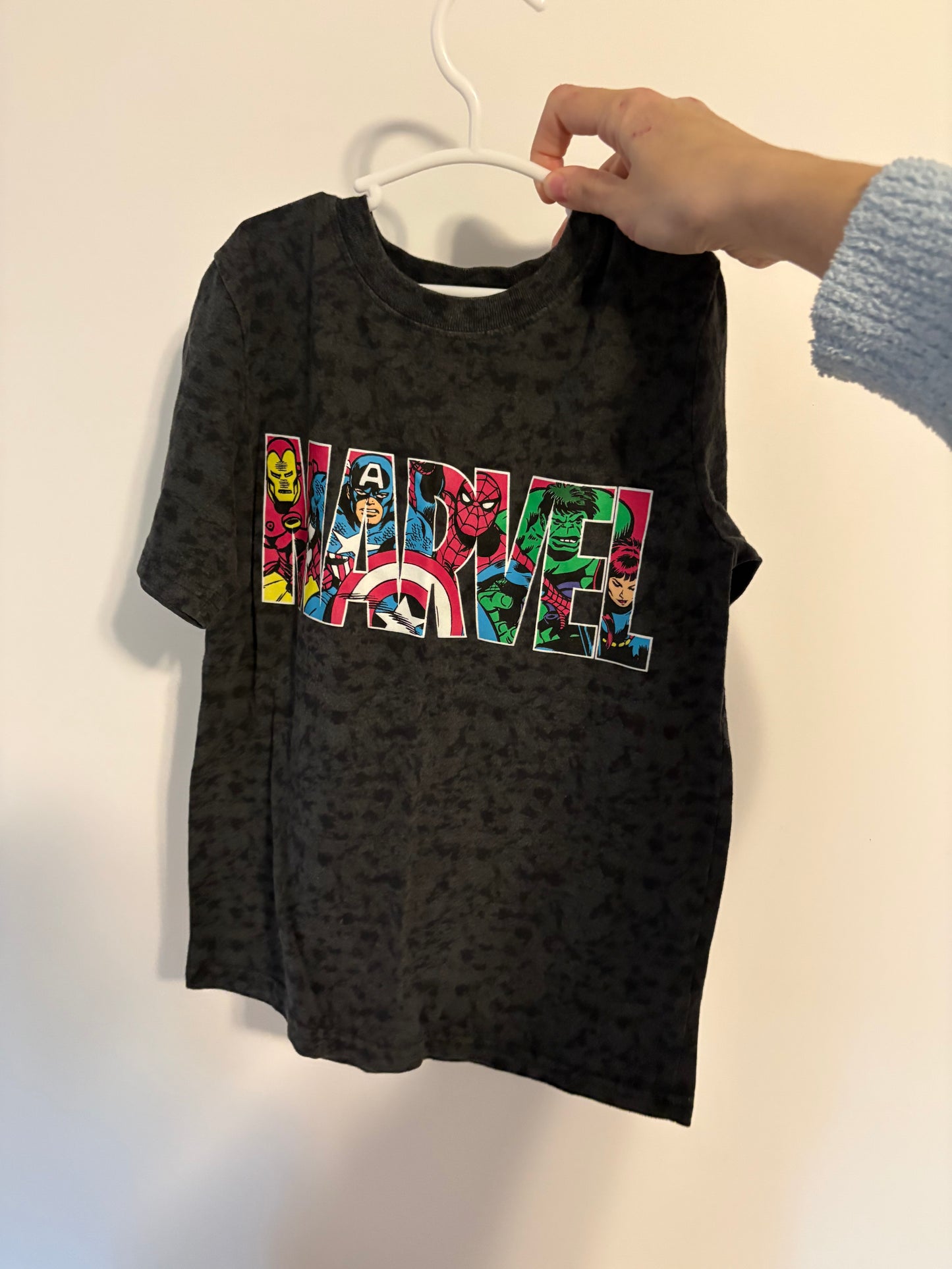 t-shirt marvel 8T