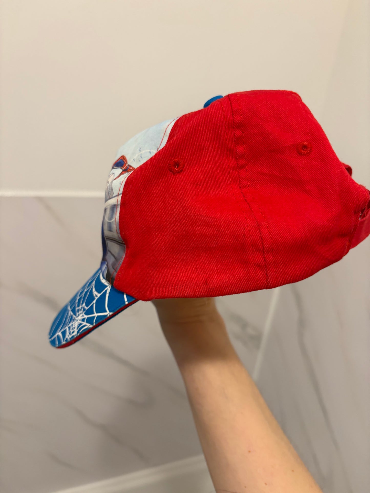 Casquette spider man 5-10 ans environ