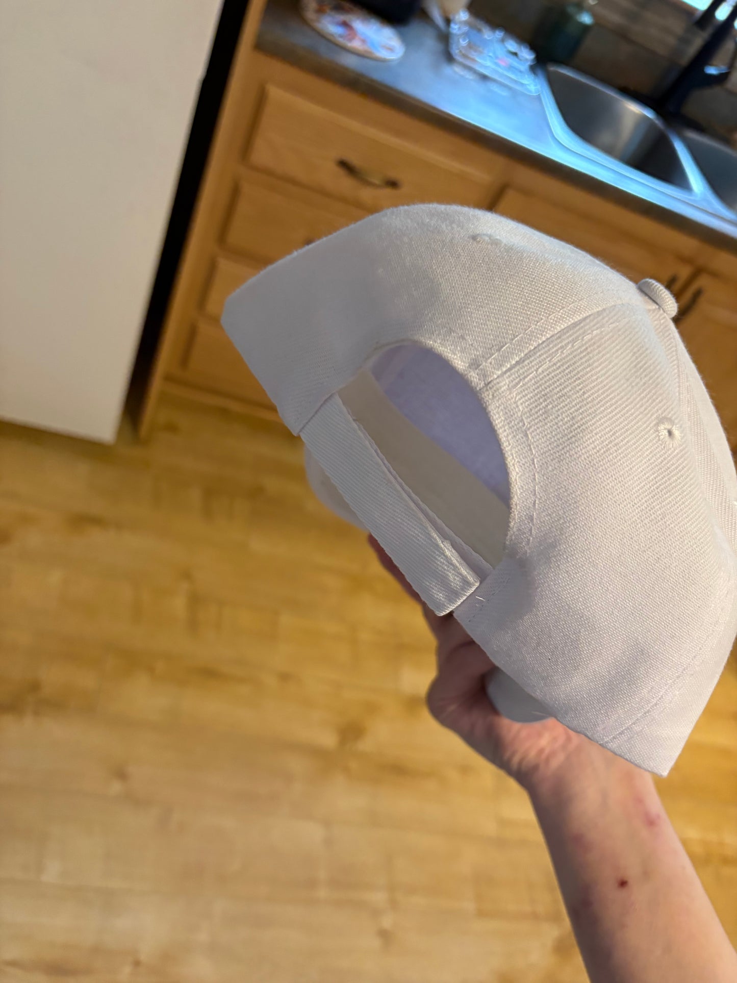 Casquette blanche neuf large
