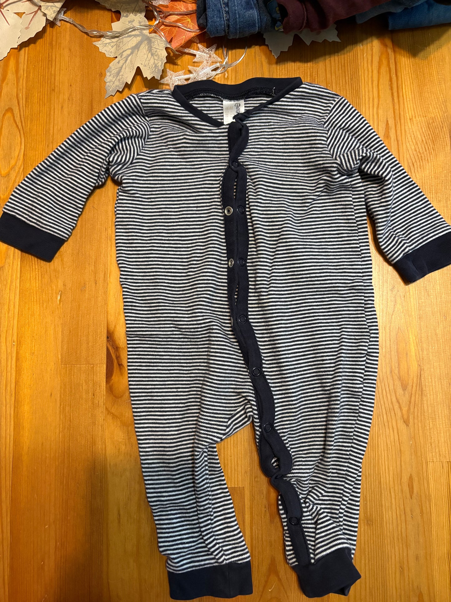 Pyjama h&m 6-9 mois