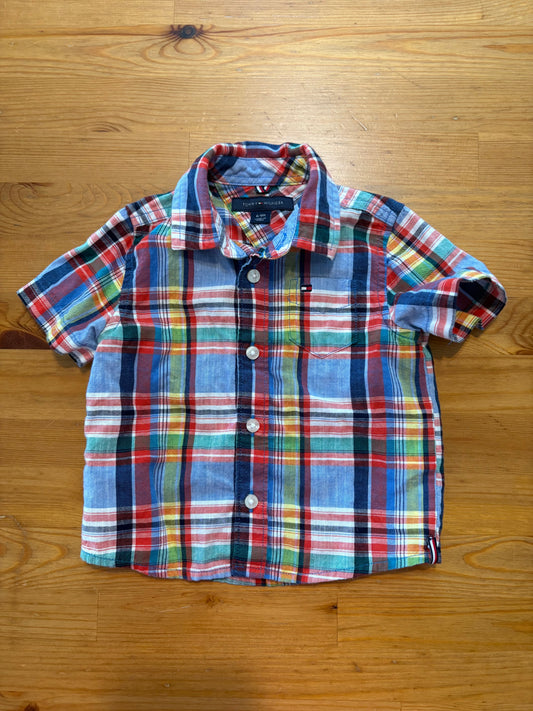 Chemise manche courte tommy hilfigher 6-9 mois excellent état