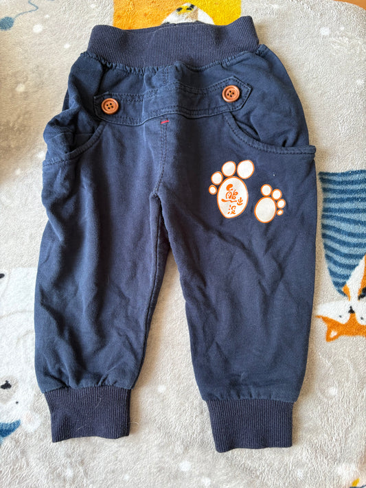 pantalon medium 12 mois environ