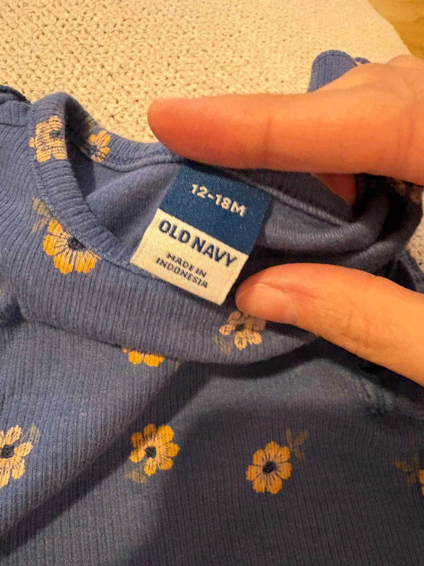 camisole old navy 12-18 mois