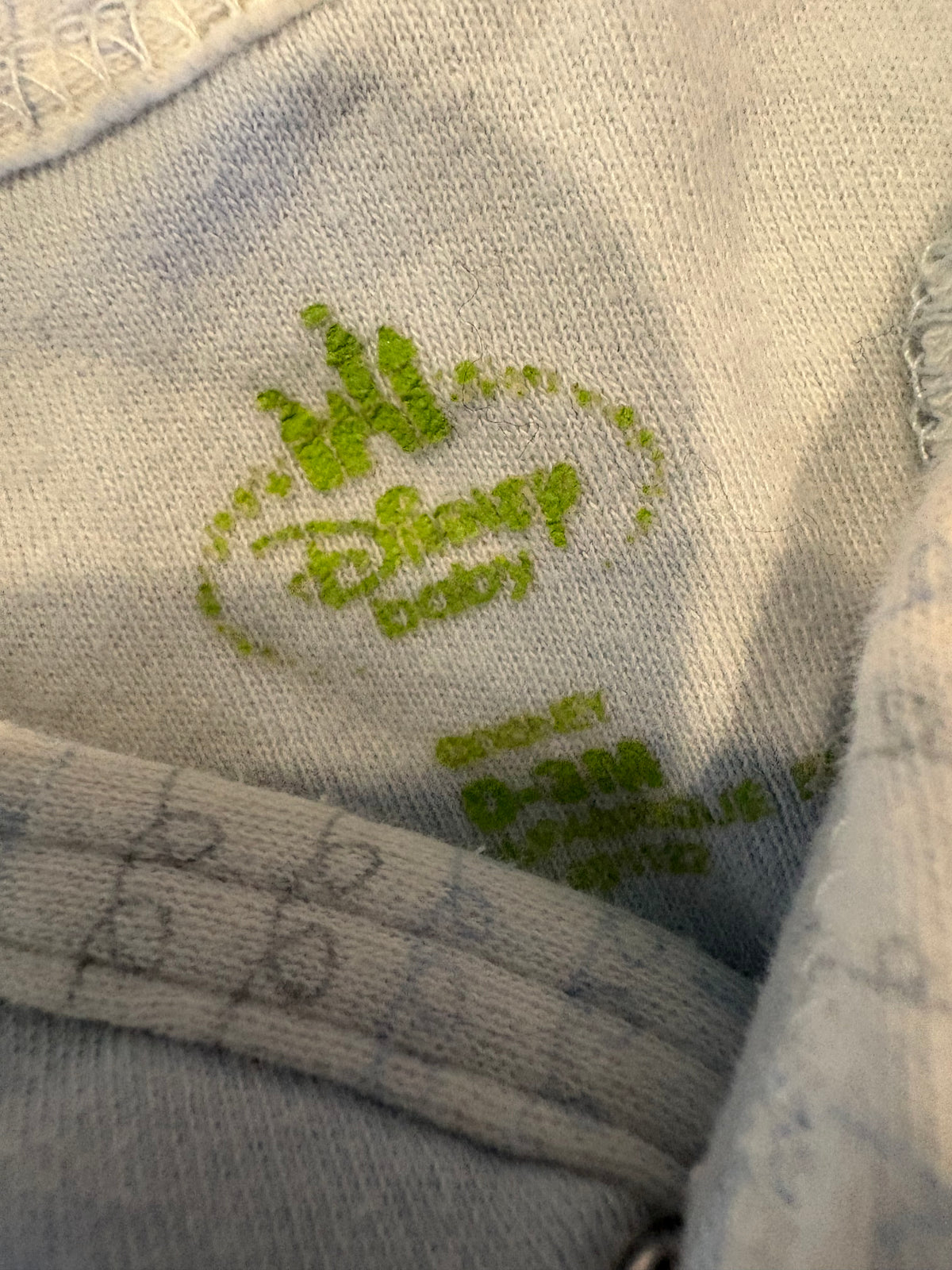 Chandail Disney 0-3 mois (cmb)
