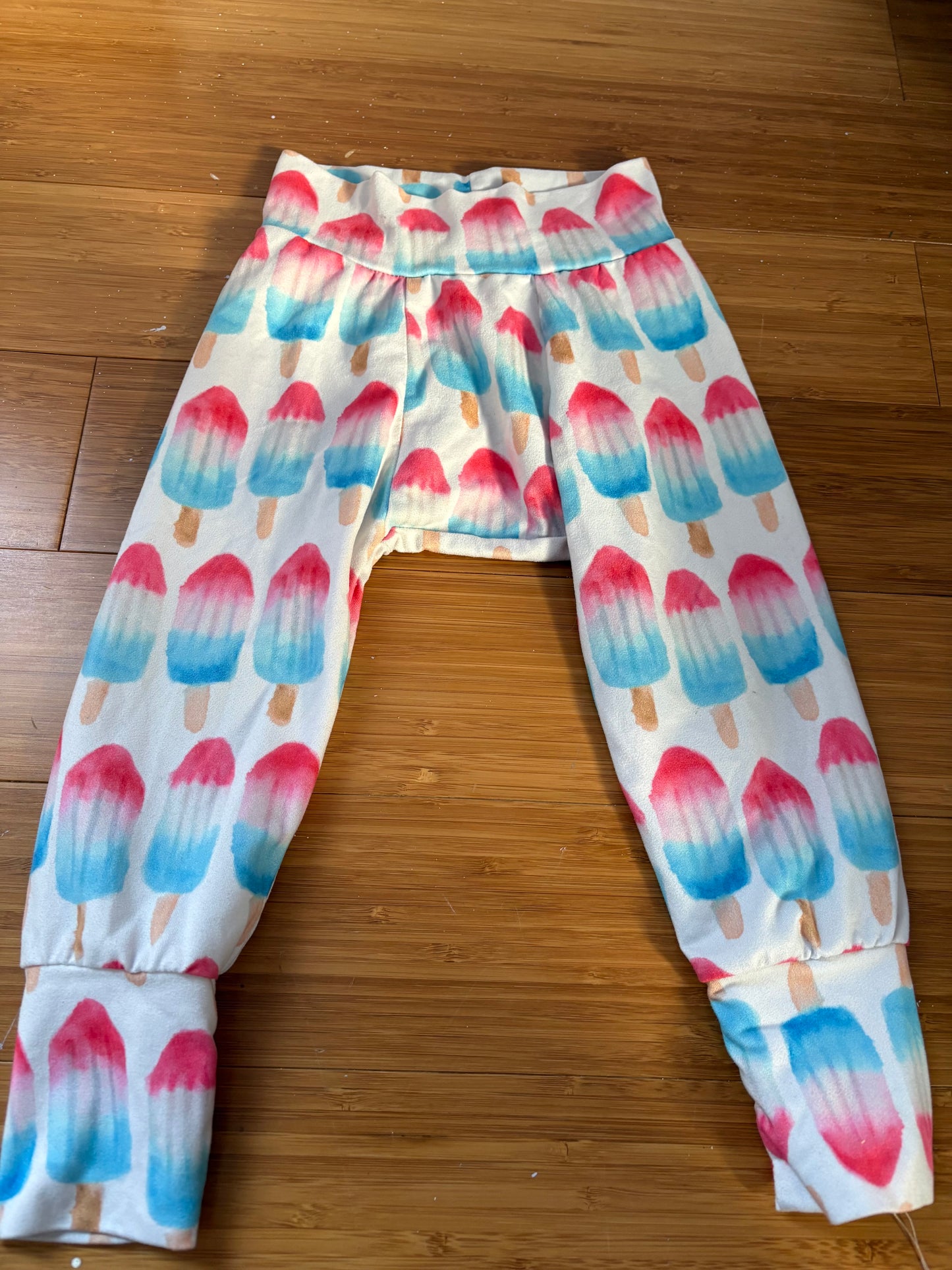 Pantalon 12 mois pas de marque (cmb)