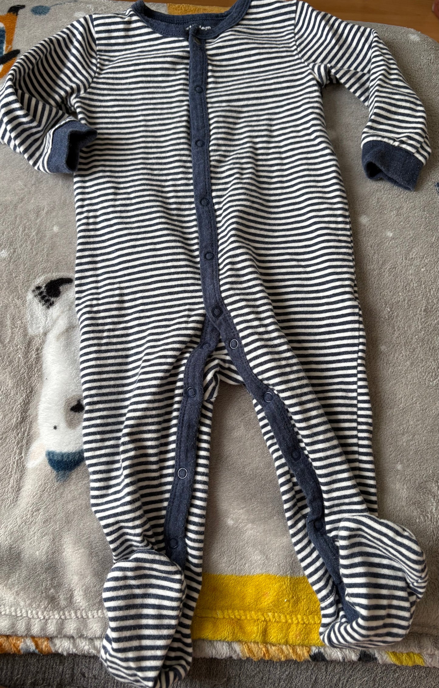Pyjama petit lem 9 mois *
