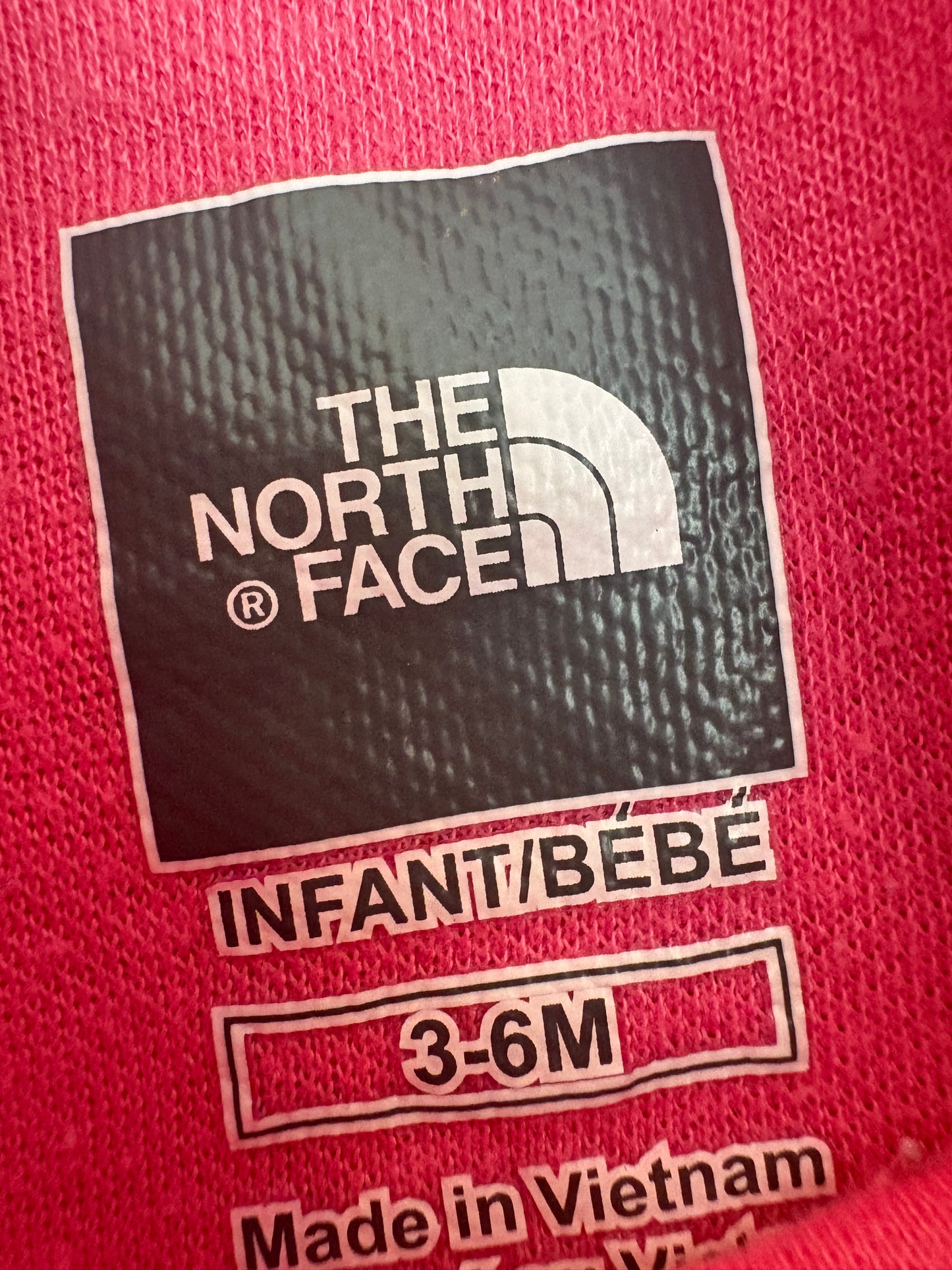 Cache couche north face 3-6 mois (cmb)