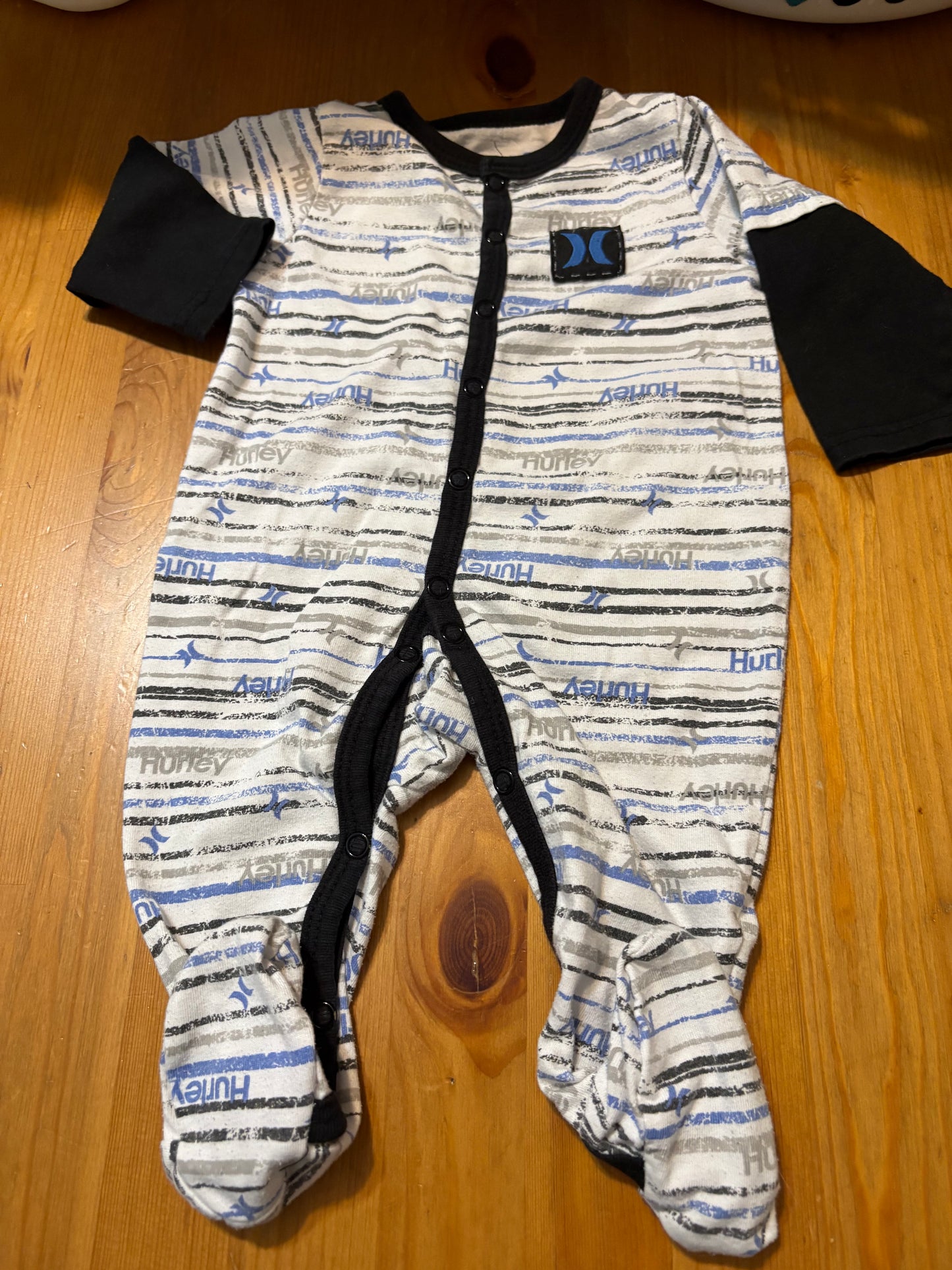 Pyjama hurley 3-6 mois