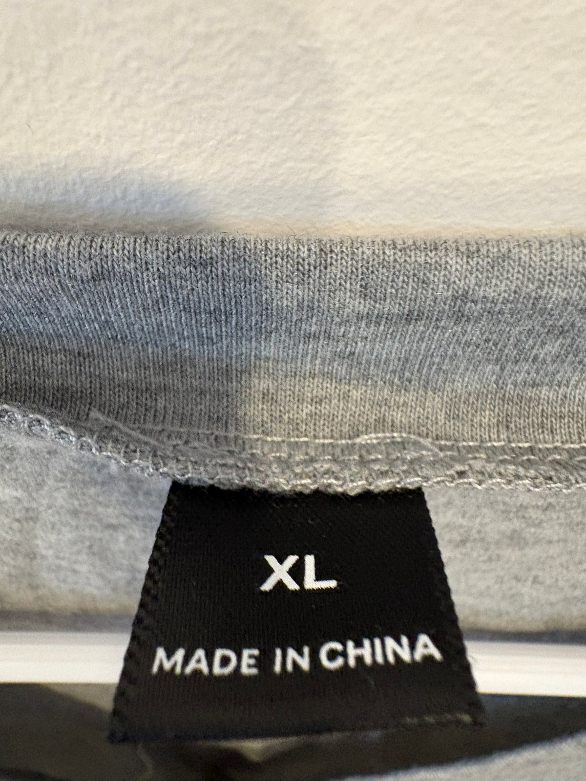 Chandail shein XL (cmb)