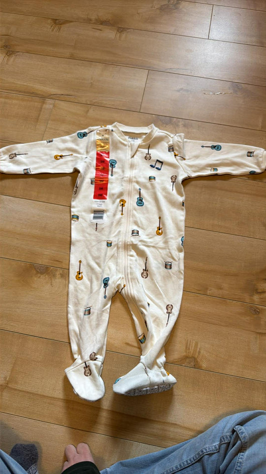Pyjama pekkle neuf 9 mois