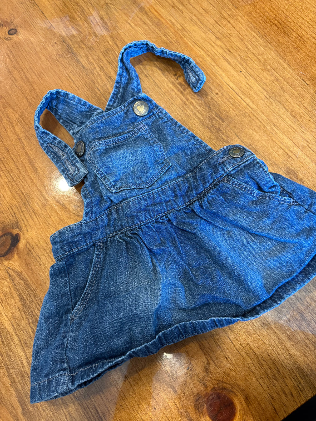 Robe en jeans baby gap 3-6 mois (cmb)