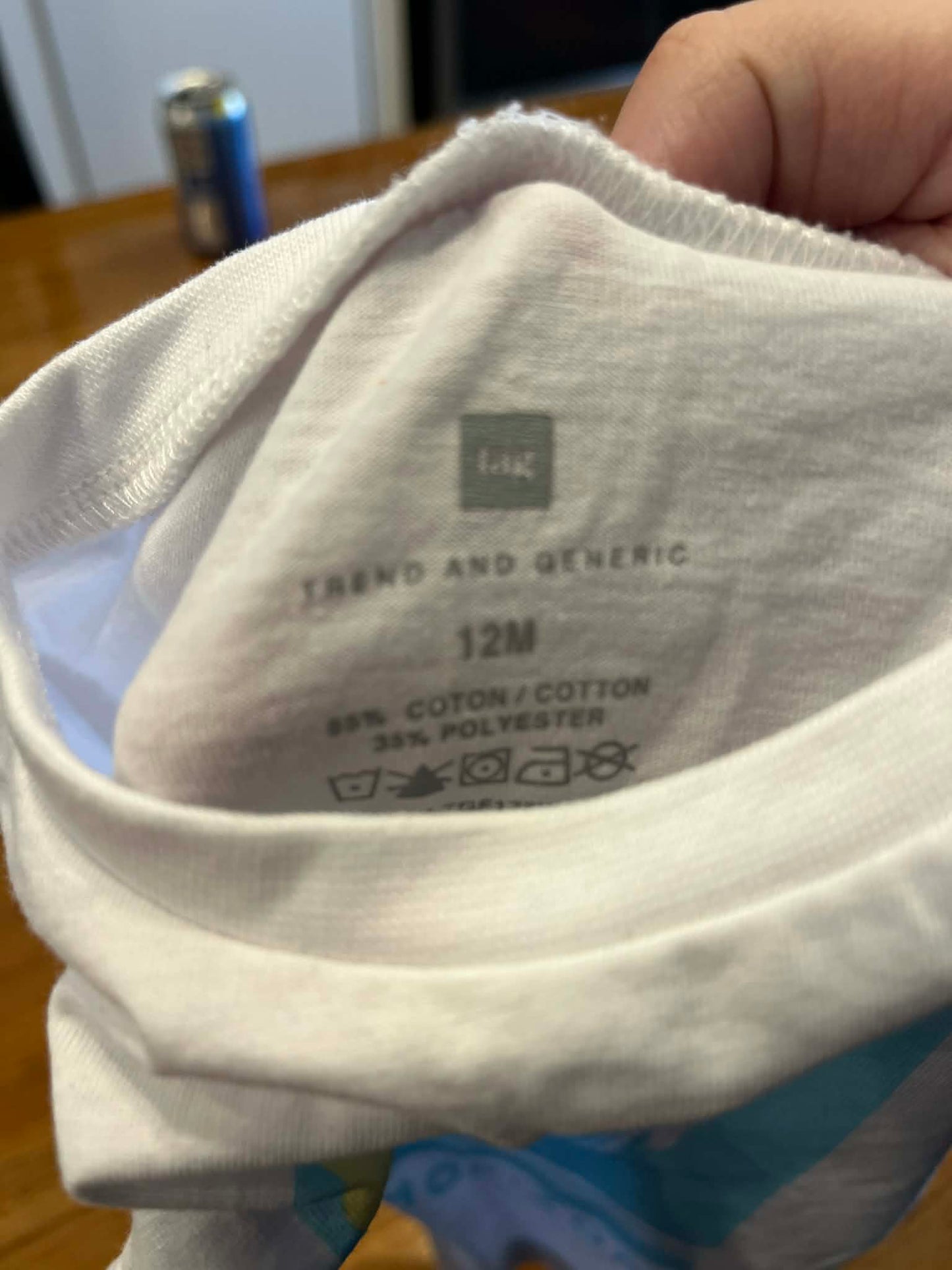 T-shirt tag 12 mois