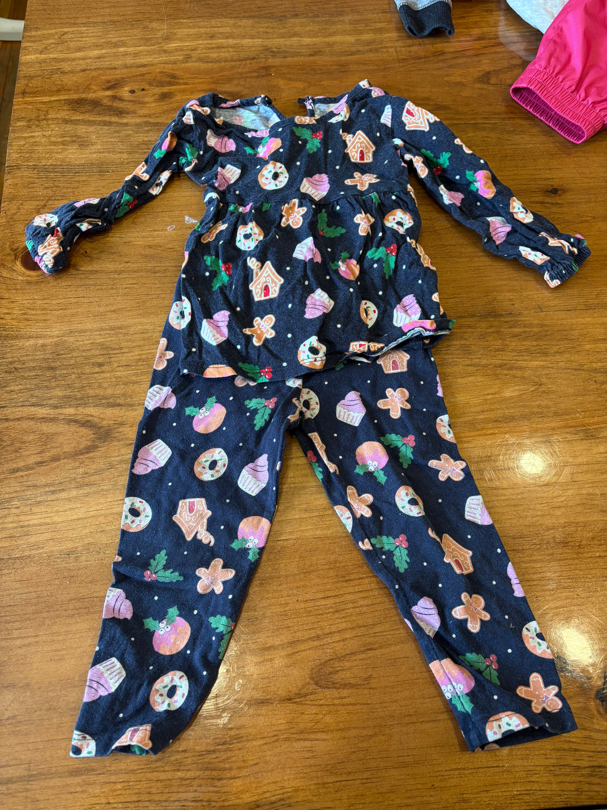 Ensemble George 2T (CMHL)