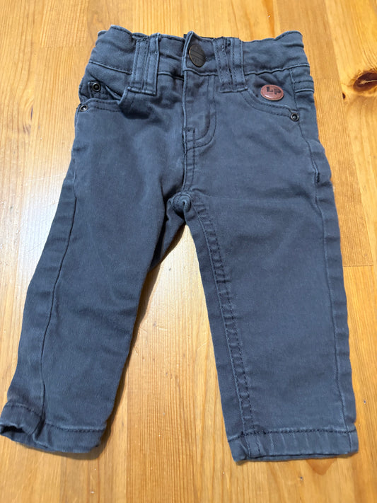 Jeans LP apareil 3-6 mois état neuf