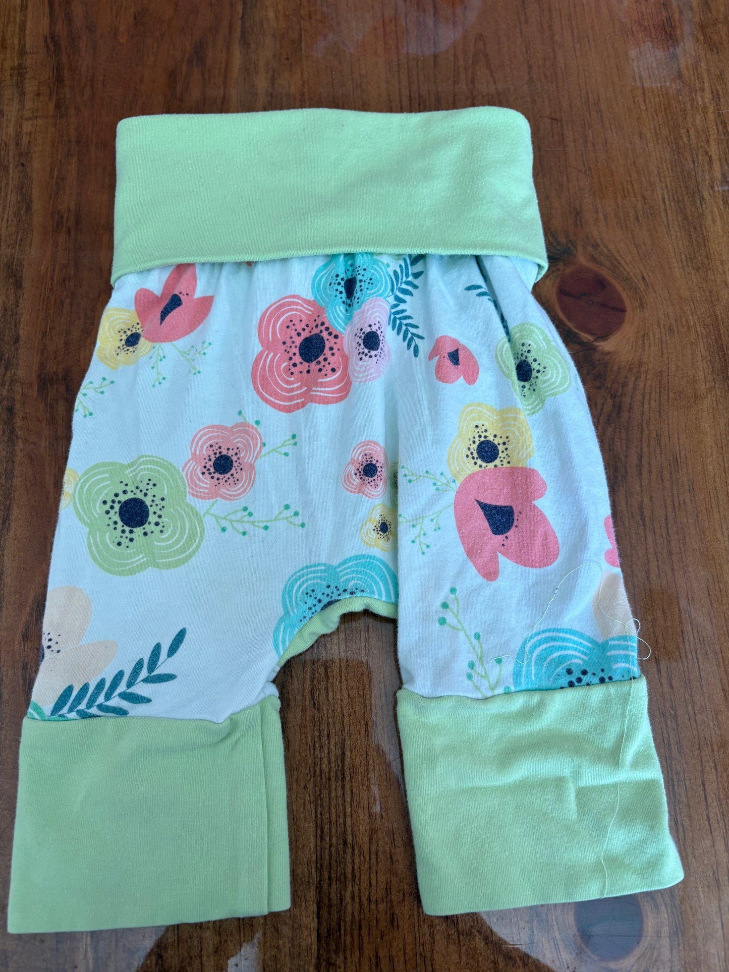 Pantalon inconnu évolutif 0-12 mois (cmb)