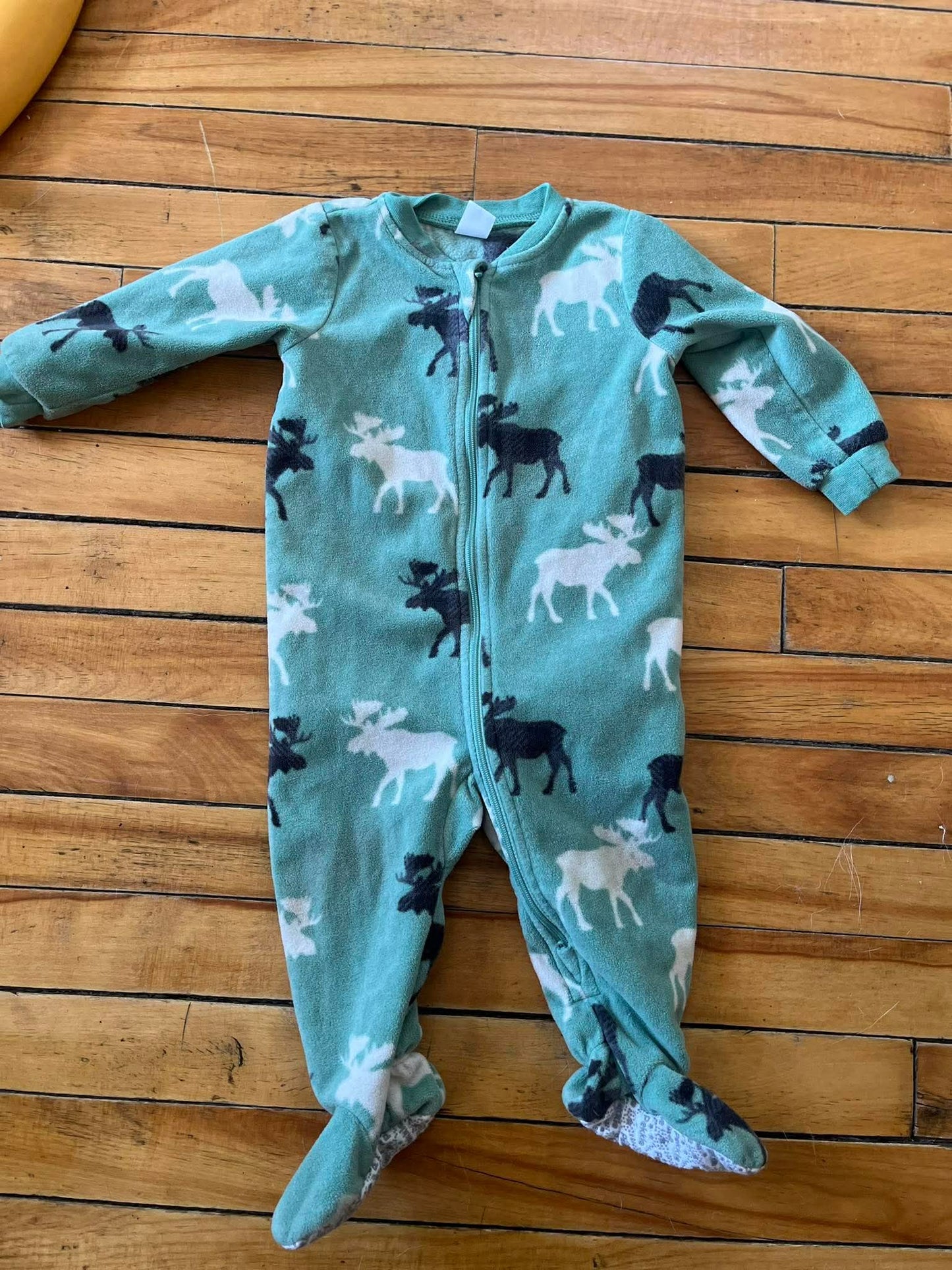 Pyjama pekkle 9 mois(consignmb)