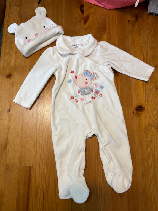 Pyjama babaluno 6/9 mois état neuf