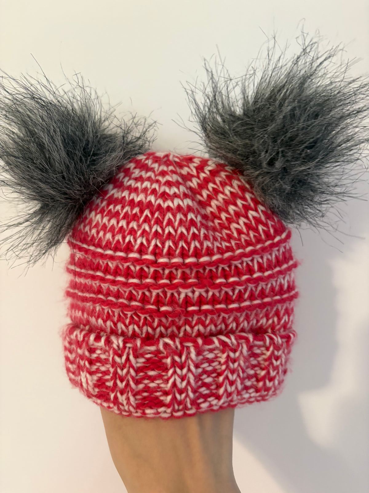 Tuque trois moutons 0-6 mois état neuf
