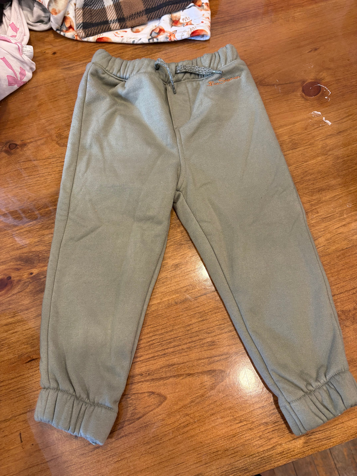 Pantalon bensheman 24 mois (cmb)