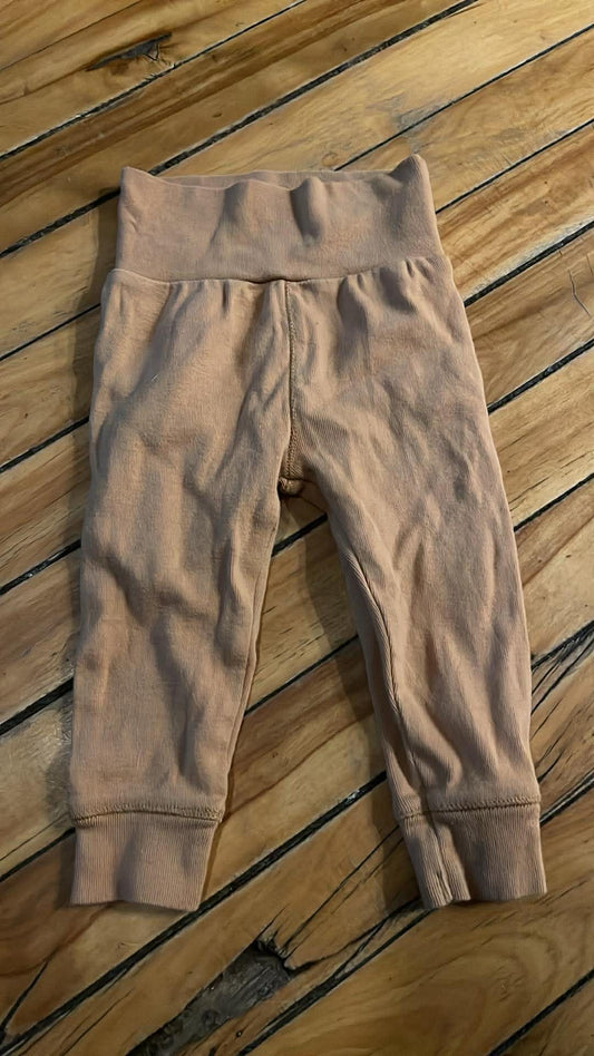 Pantalon petit lem 9 mois neuf