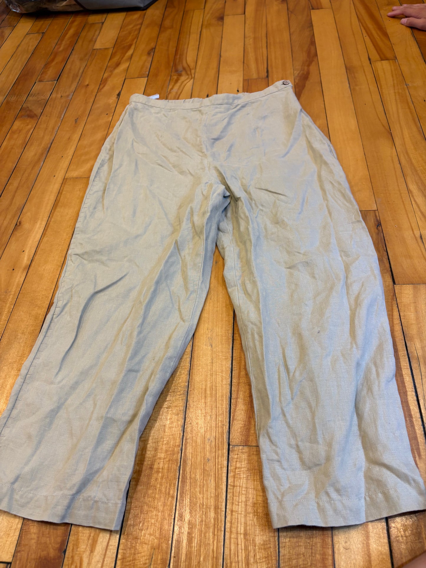 Pantalon grandeur 4 femme