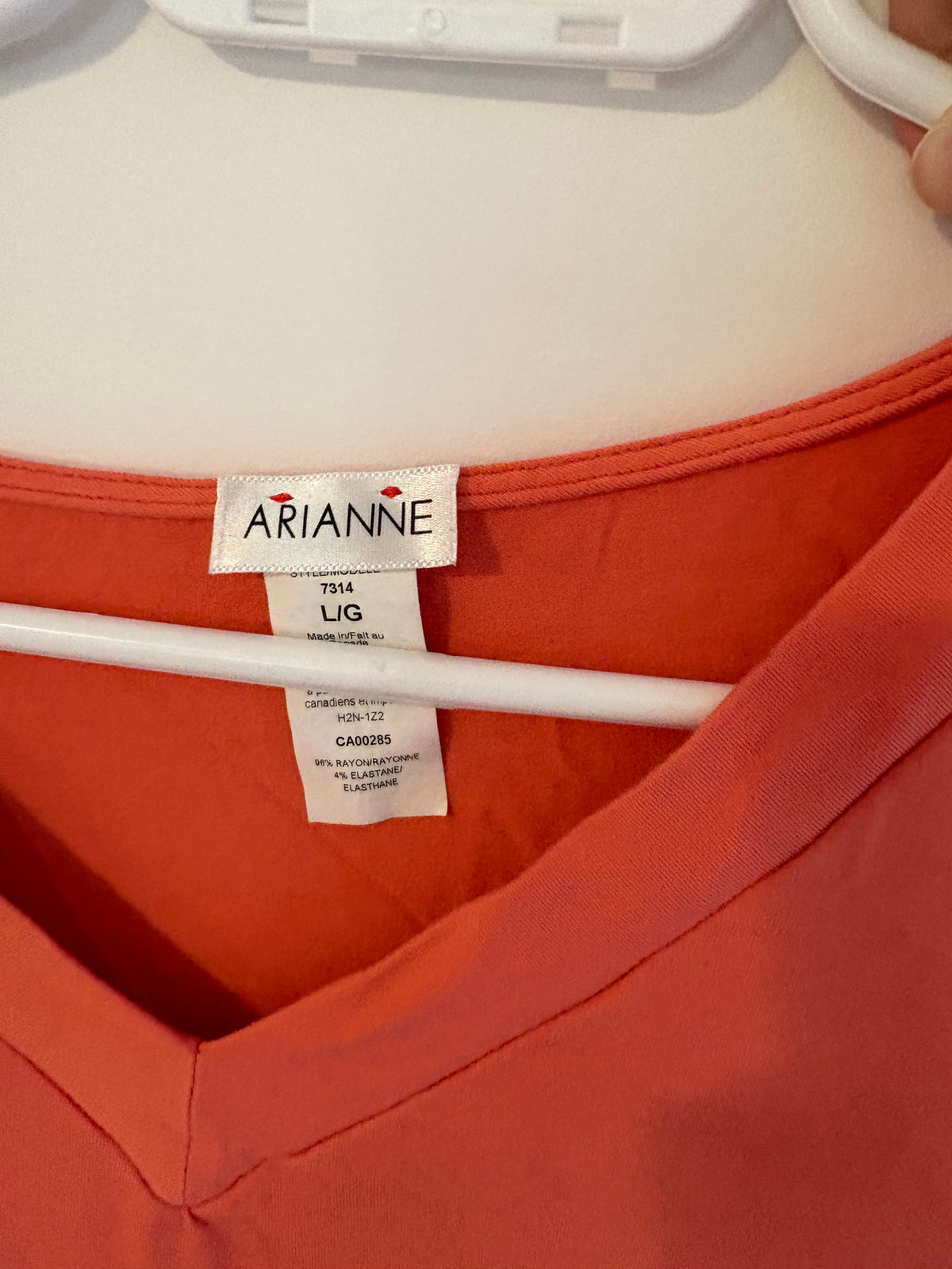 T-shirt Arianne large marque Québécoise😍
