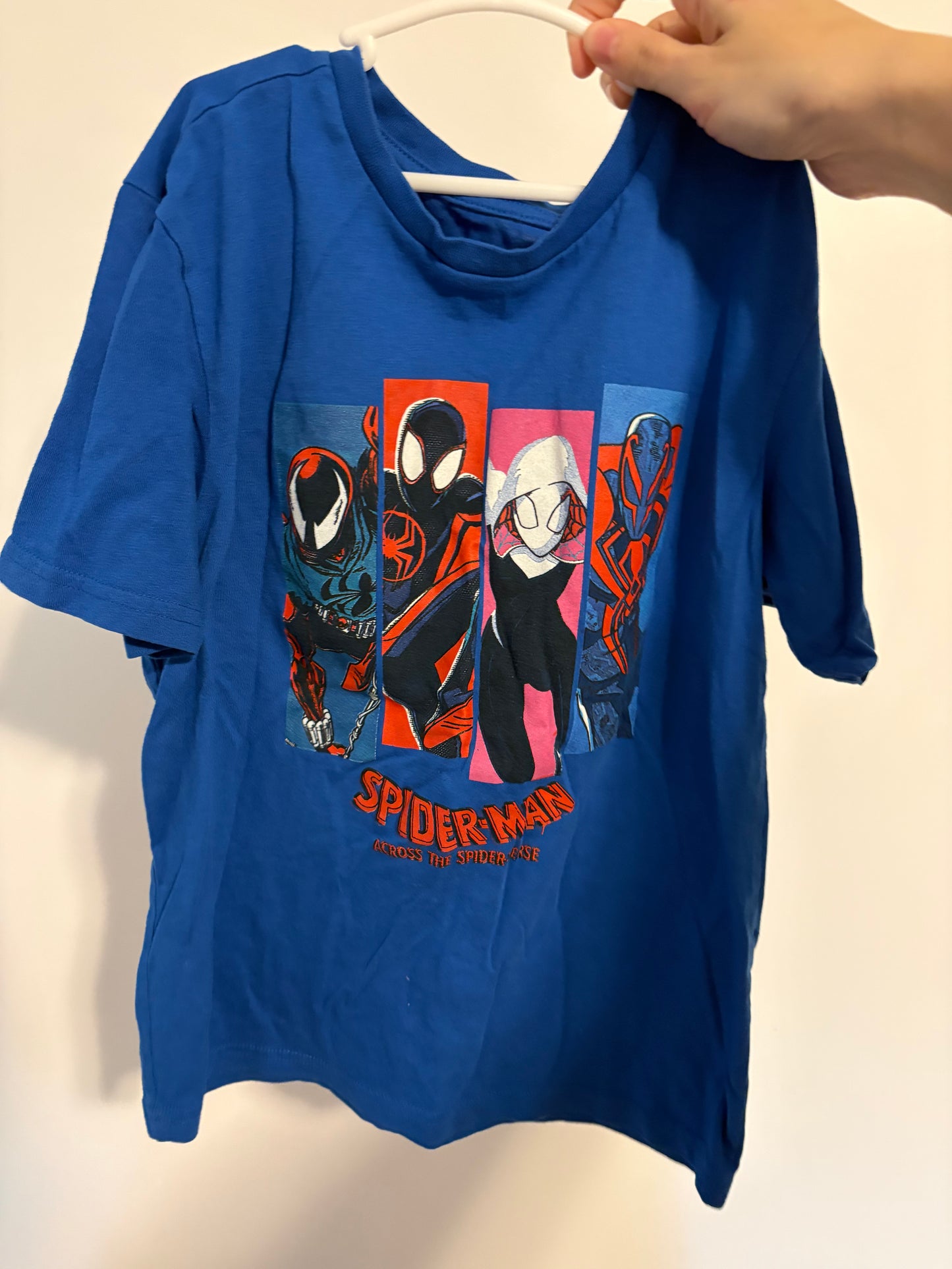 T-shirt spider man 7-8 ans