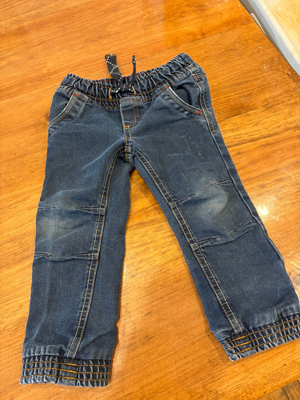 Jeans 2-3 ans (cmb)