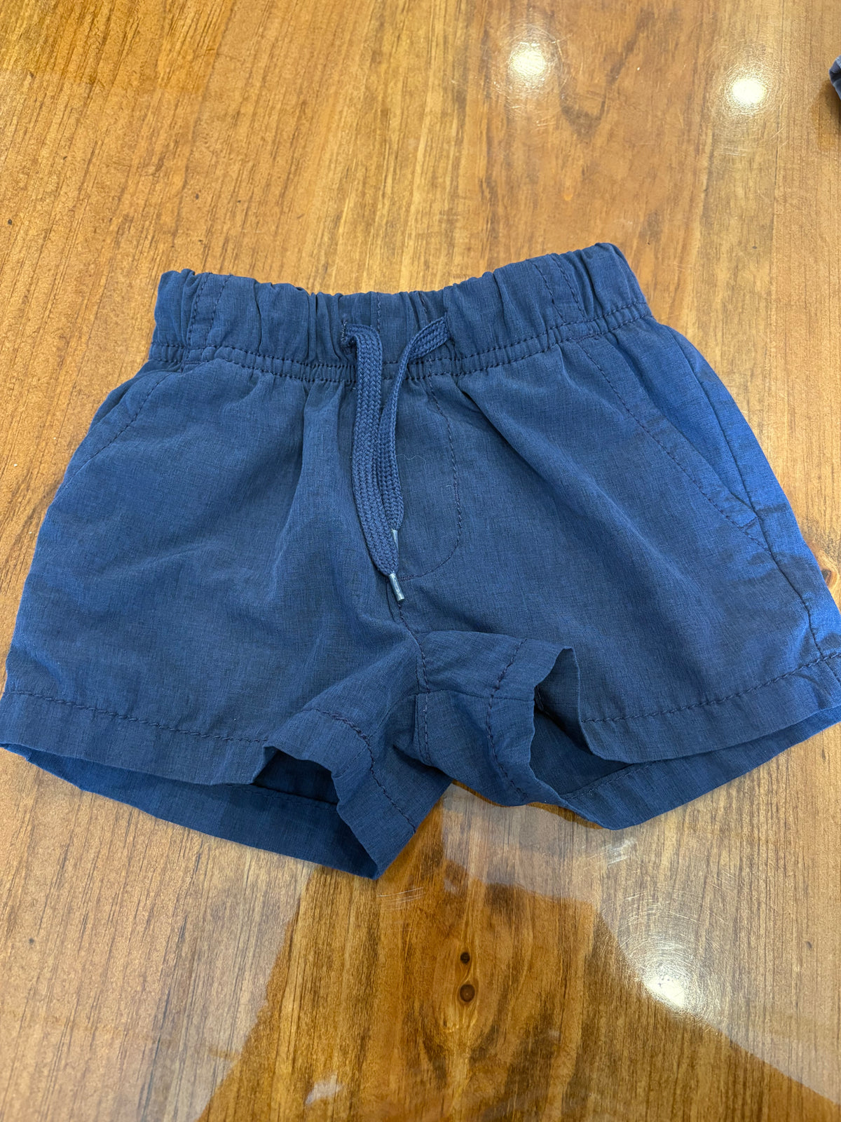 Short Oshkosh 2T (cmb)
