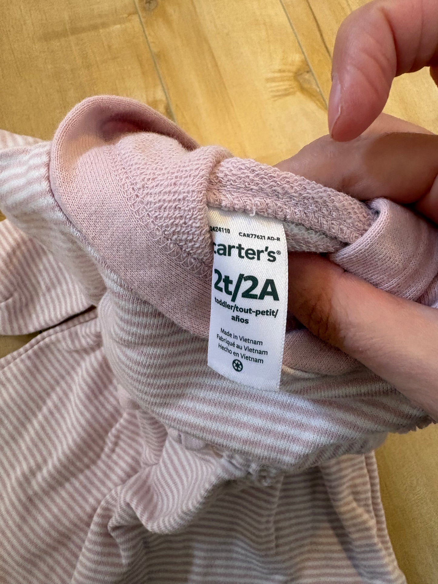 Robe carter’s état neuf 2ans