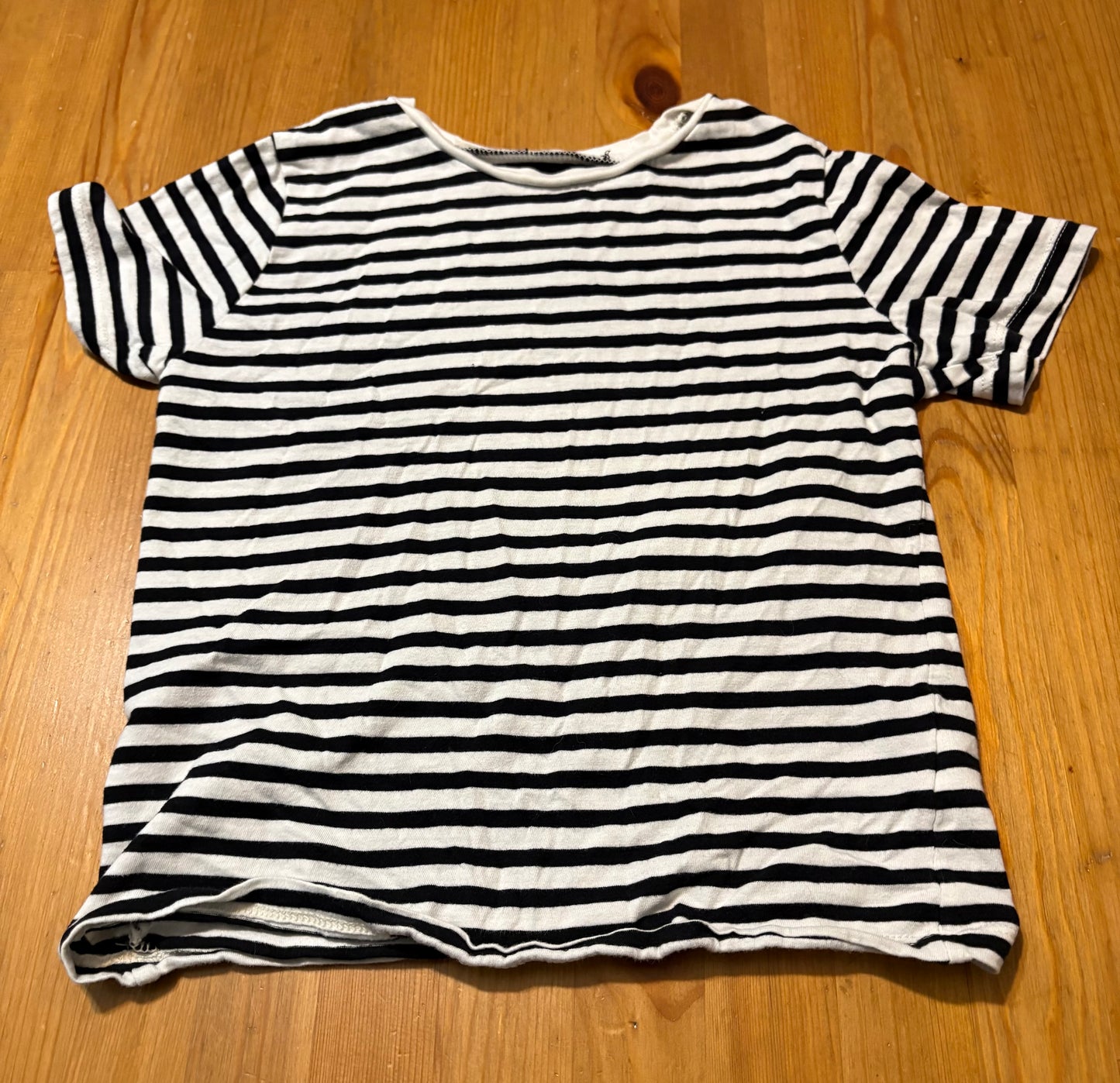 T-shirt h&m 6-8 ans