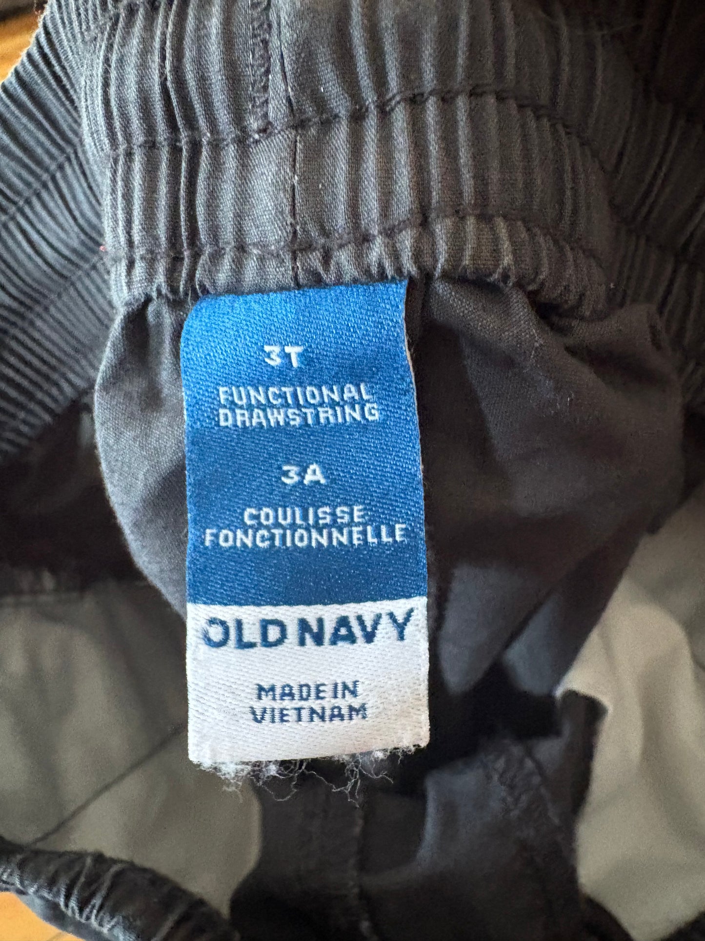 Short Old navy 3T (cmb)