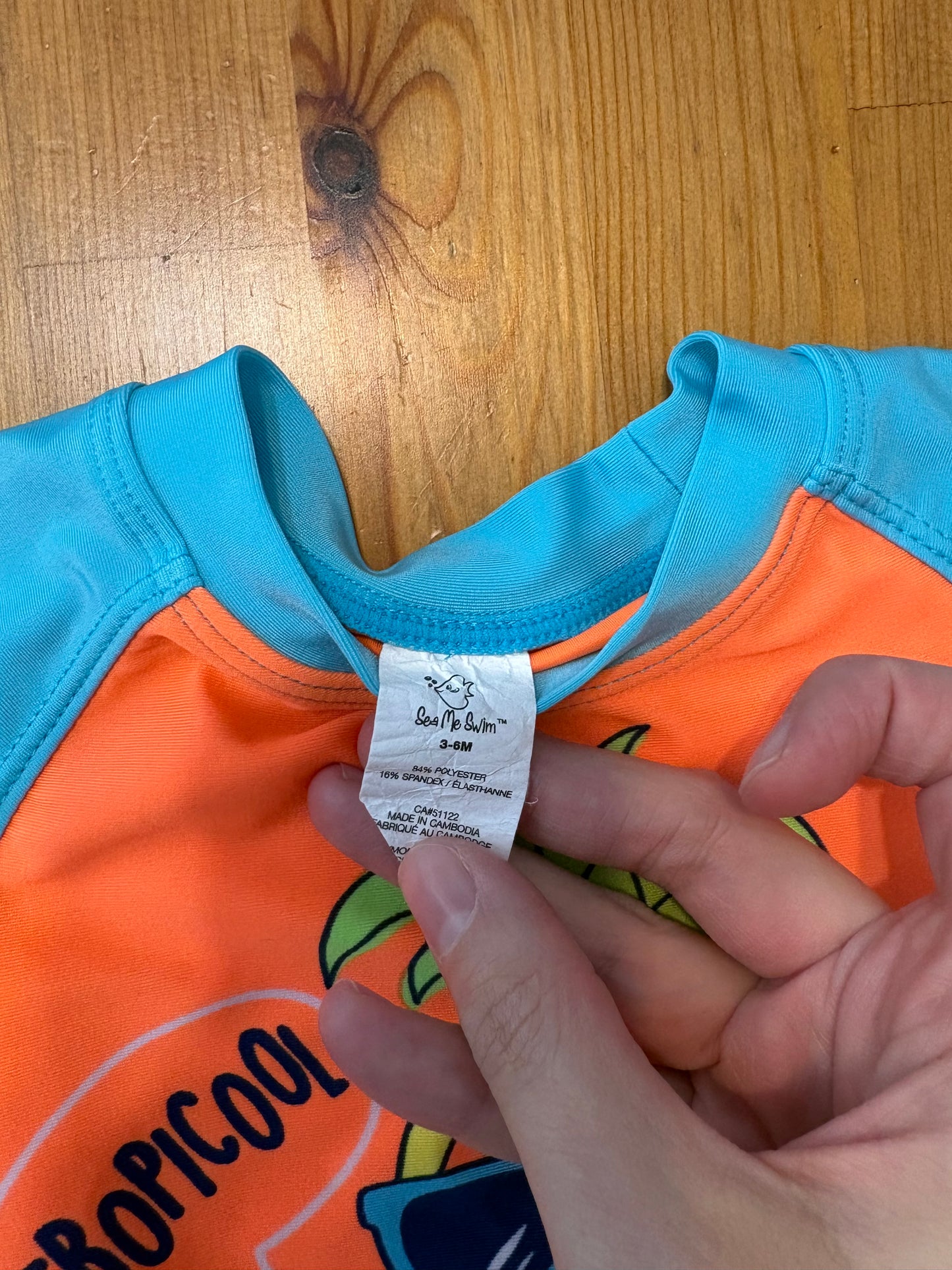 Haut costume de bain 3-6 mois